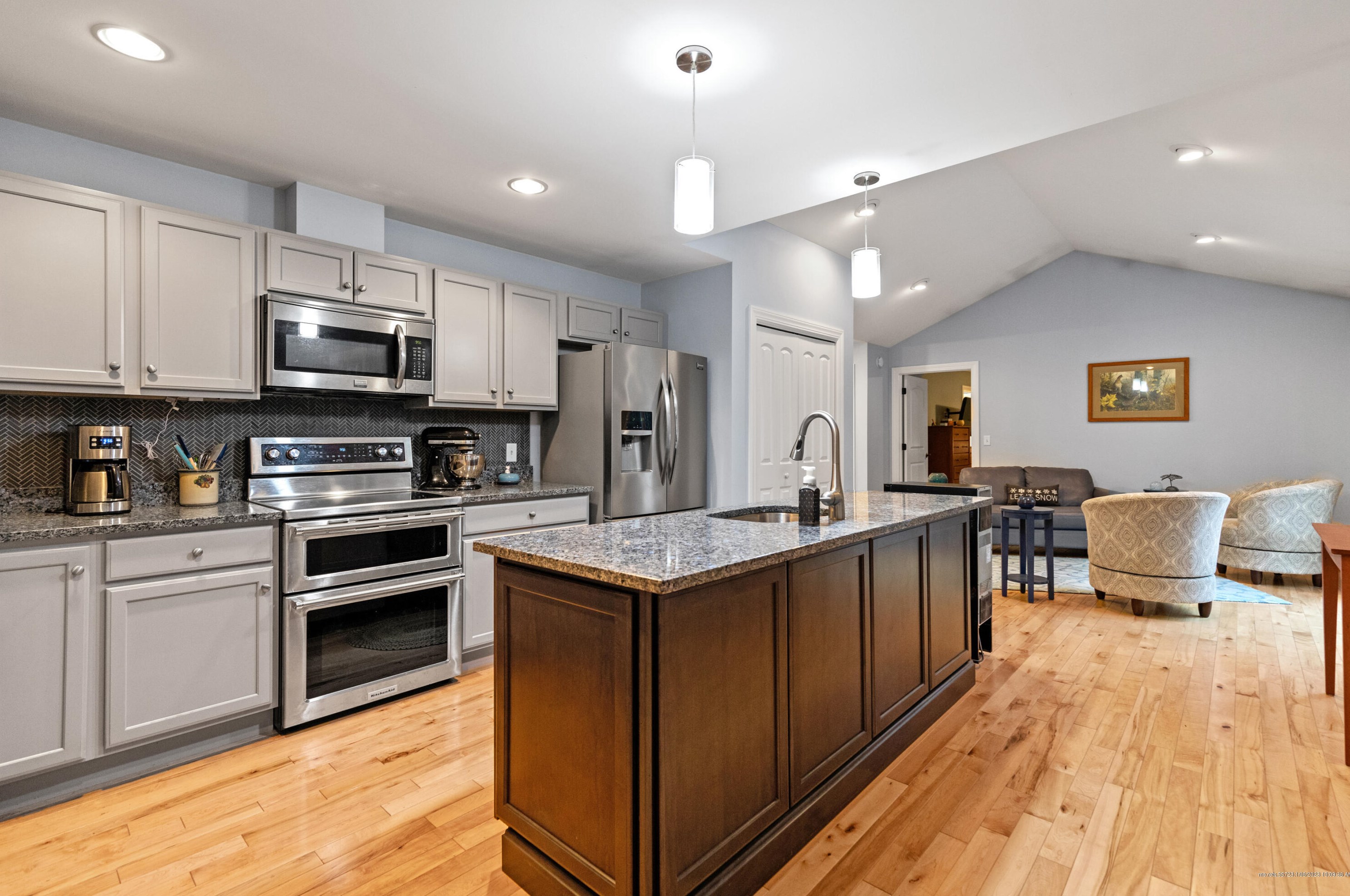 91 Rangdale Rd, Durham, ME 04222