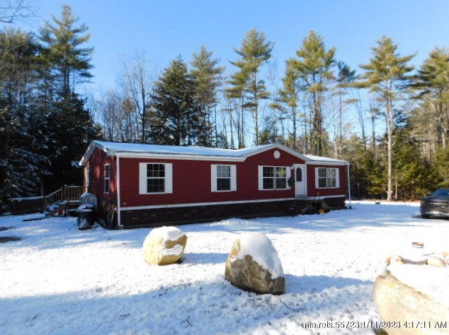 22 Raspberry Hill Rd, Mechanic Falls, ME 04256