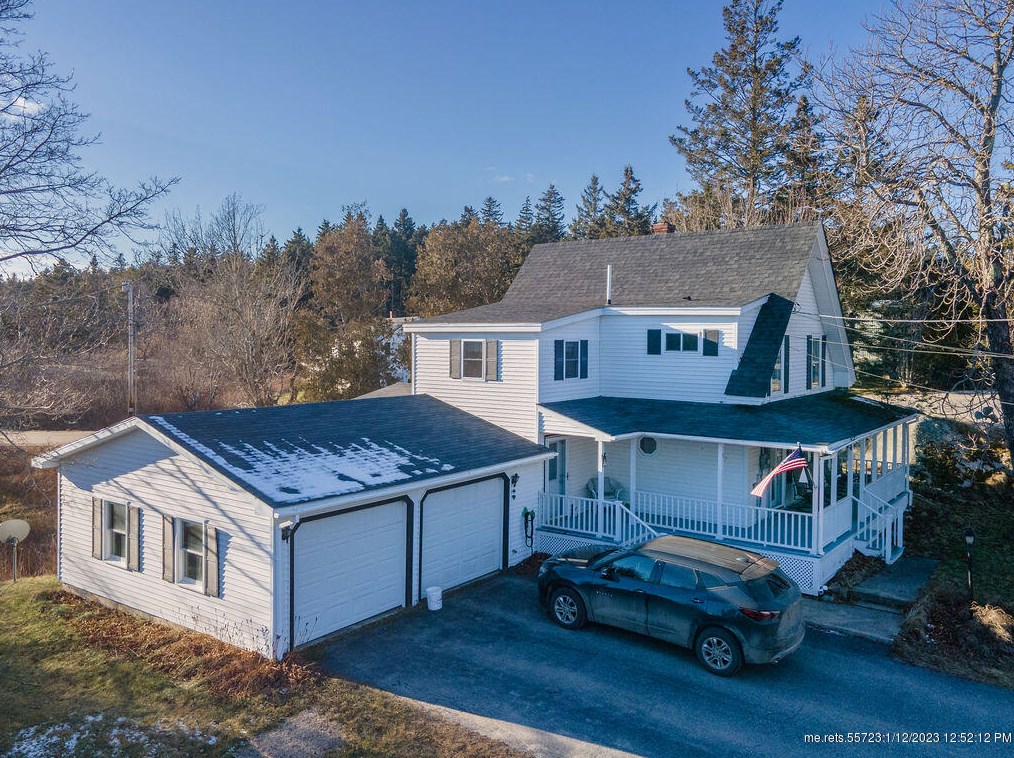 32 Burnt Cove Rd, Stonington, ME 04681