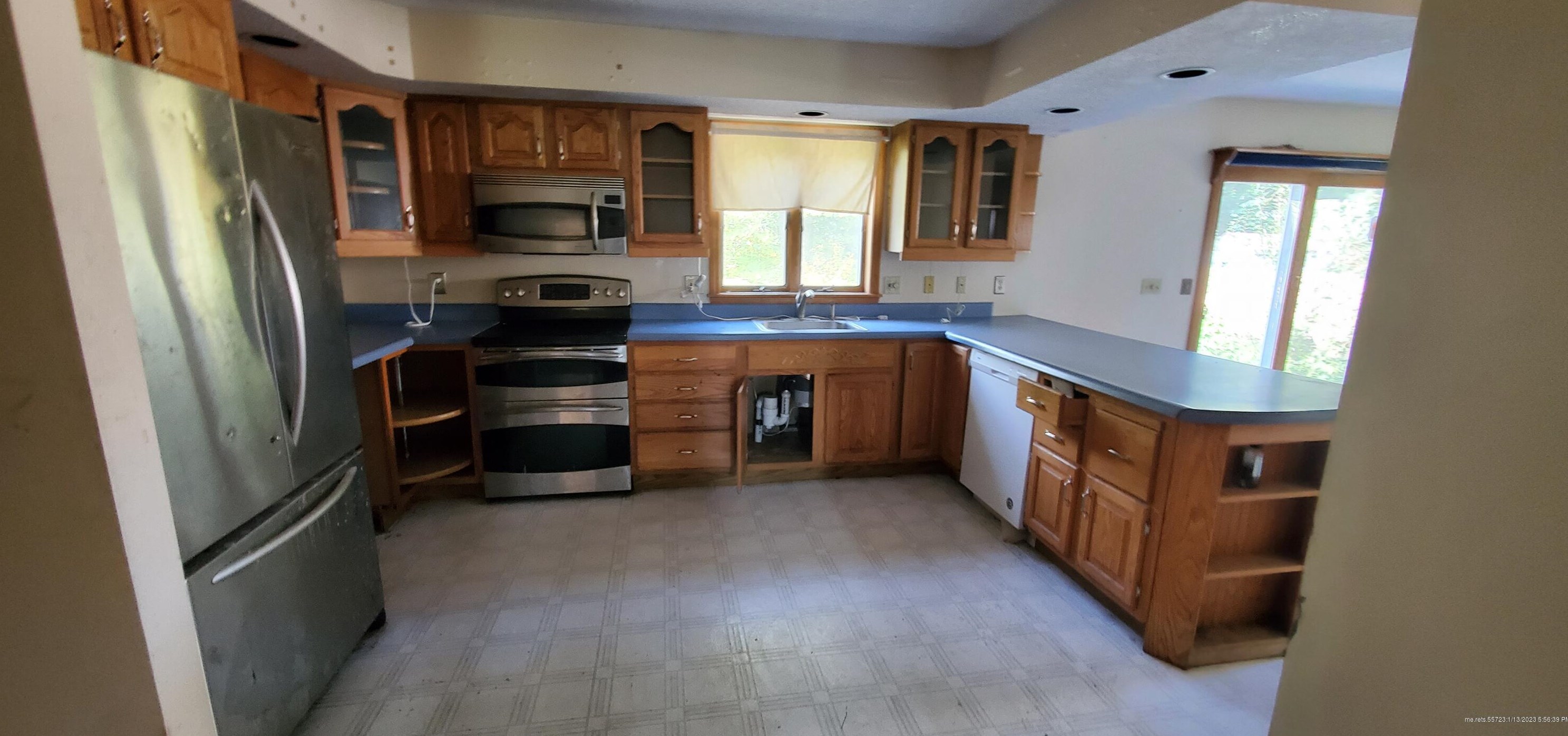 18 Constitution Ave, Newburgh ME  04444-1330 exterior