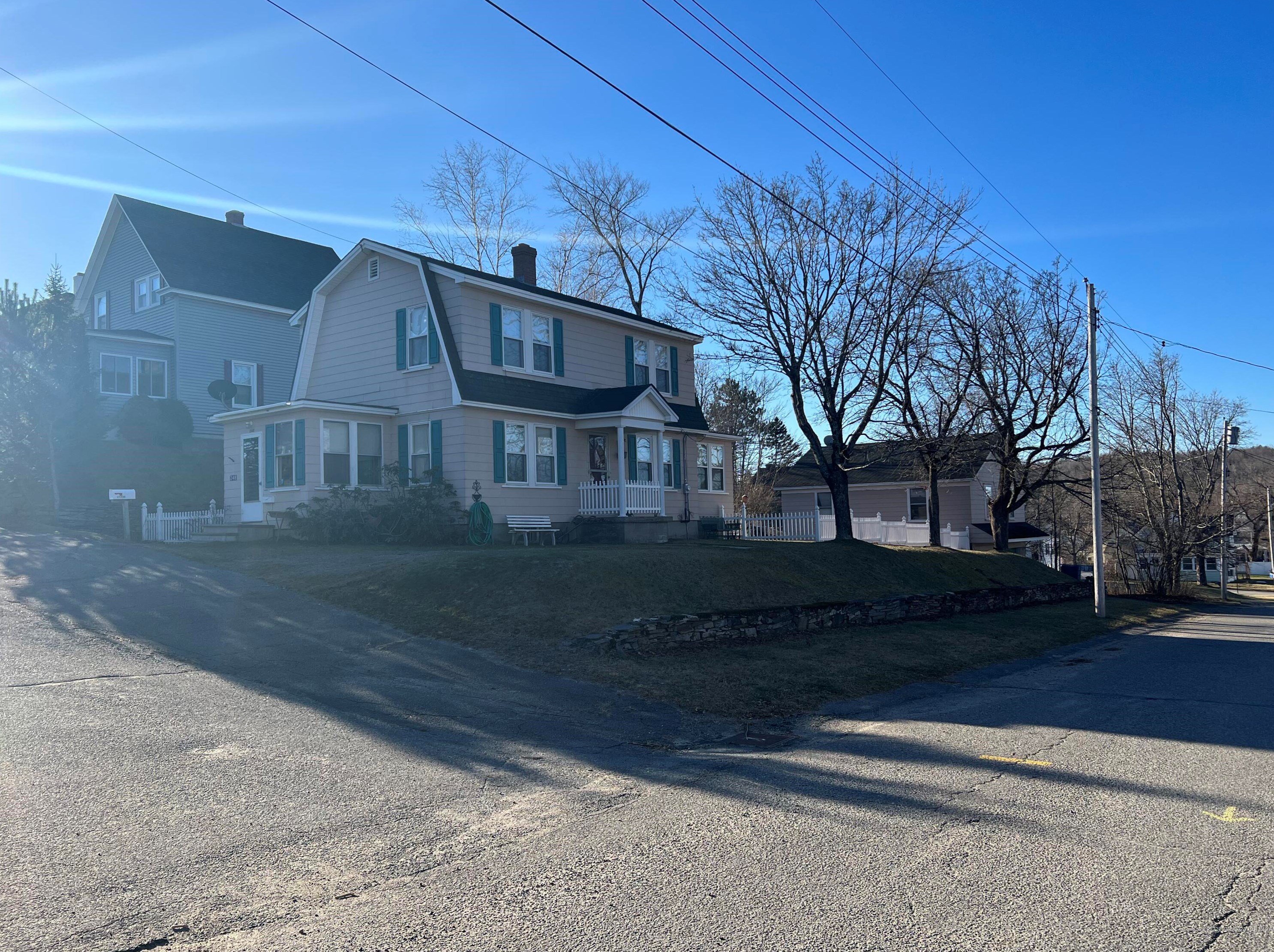 248 Highland Ave, Millinocket, ME 04462