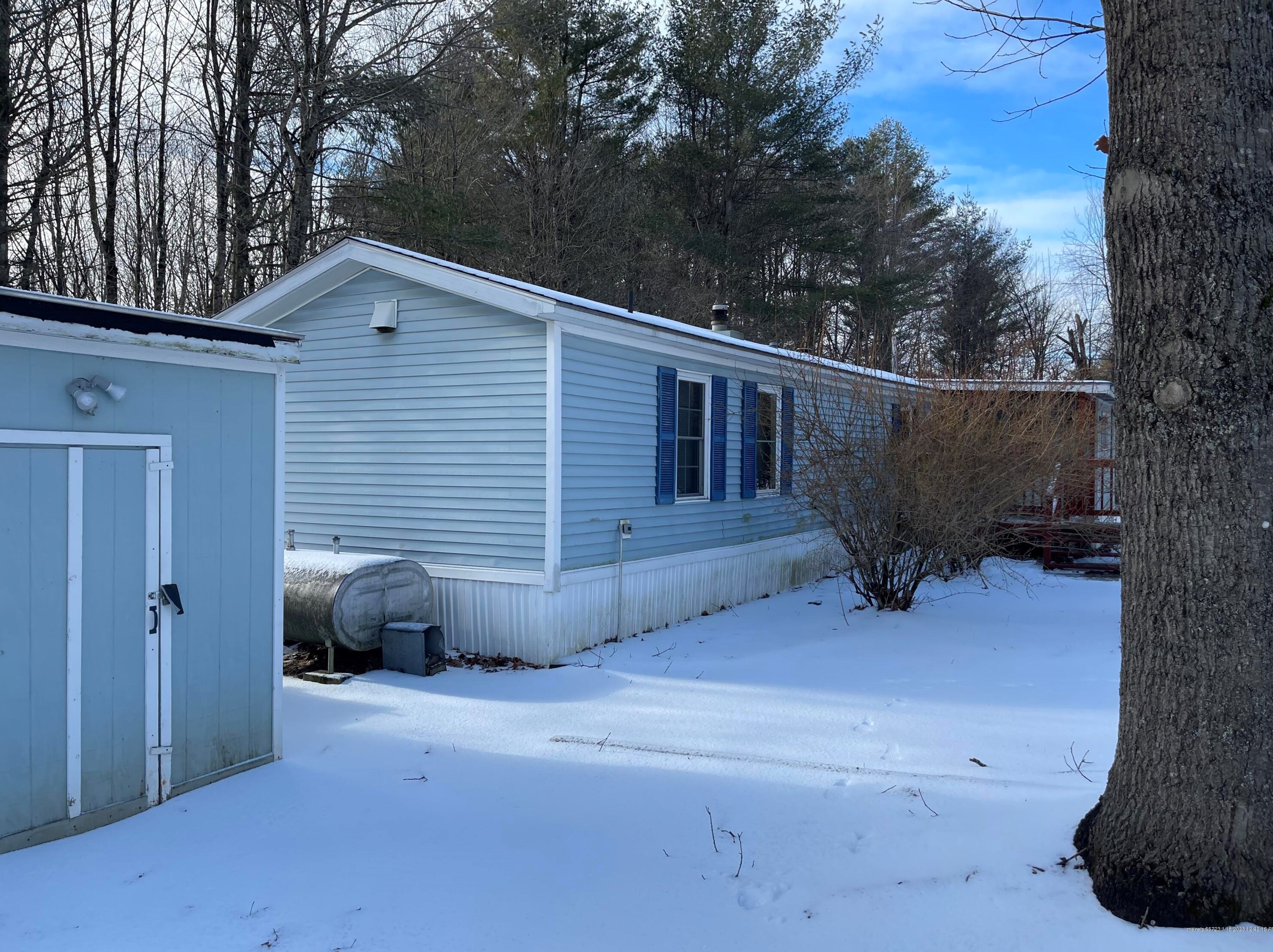 576 Hinckley Rd, Clinton, ME 04927