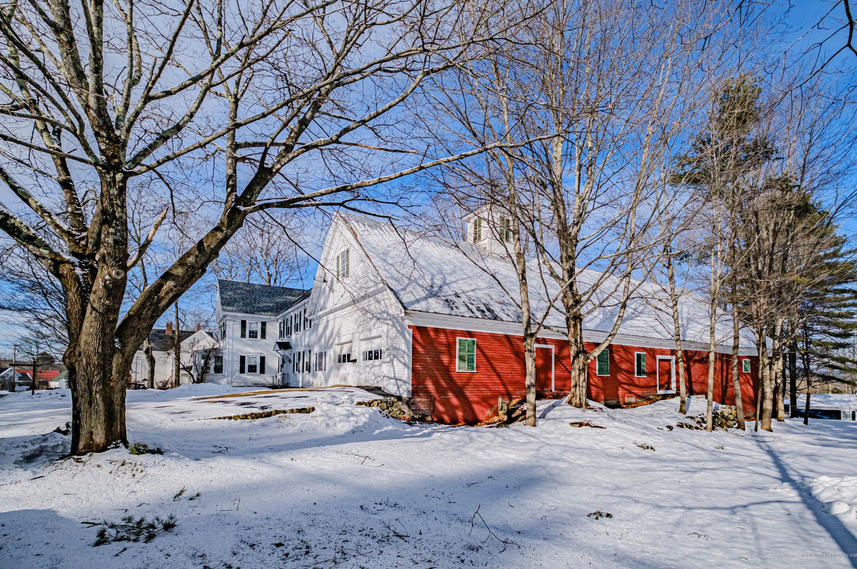 14 Vernon St, Bethel, ME 04217