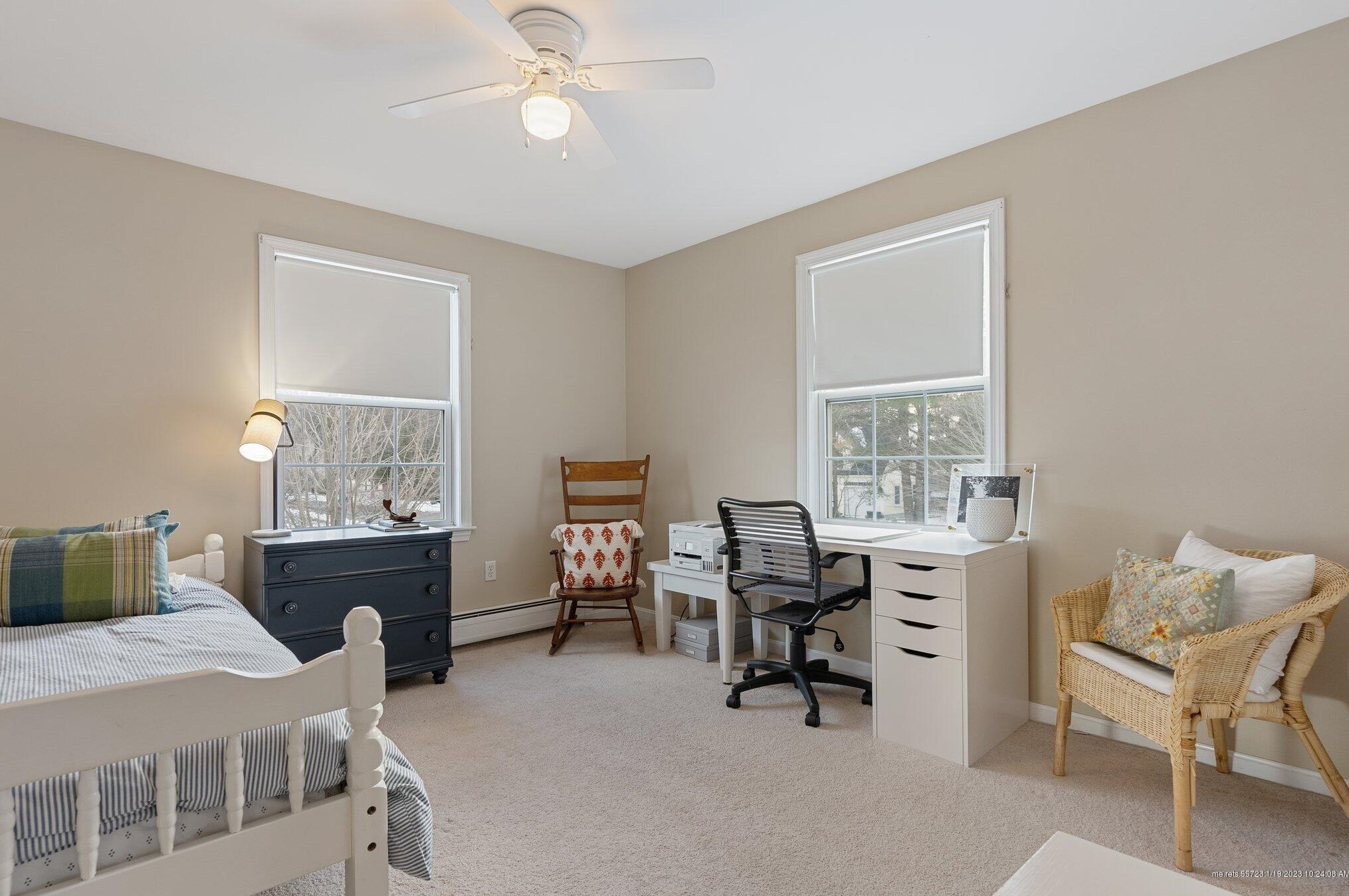 6 Blueberry Dr, Portland ME  04106-6892 exterior