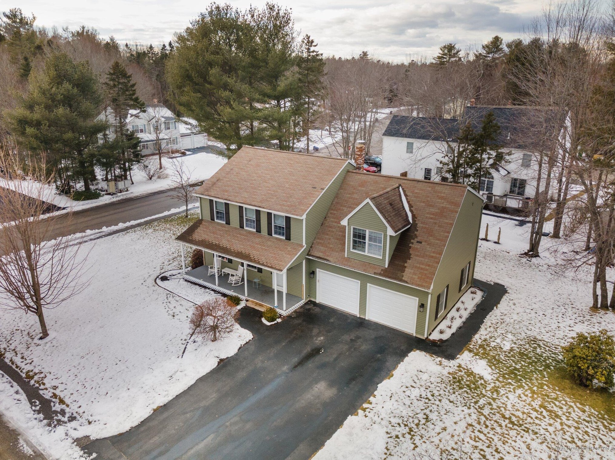 6 Blueberry Dr, Portland ME  04106-6892 exterior