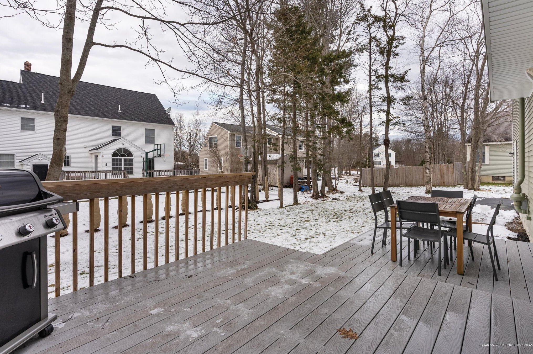 6 Blueberry Dr, Portland ME  04106-6892 exterior