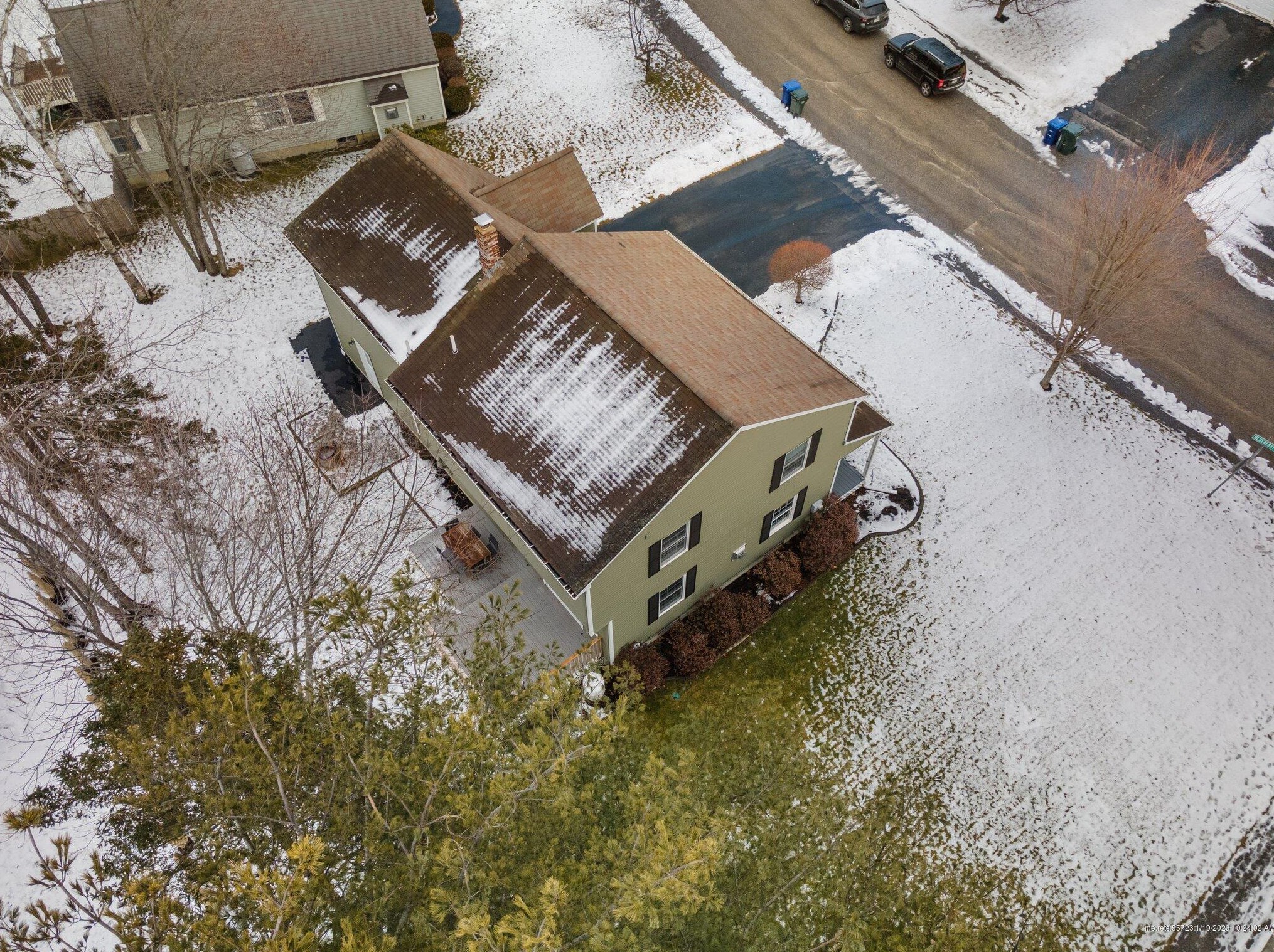 6 Blueberry Dr, Portland ME  04106-6892 exterior