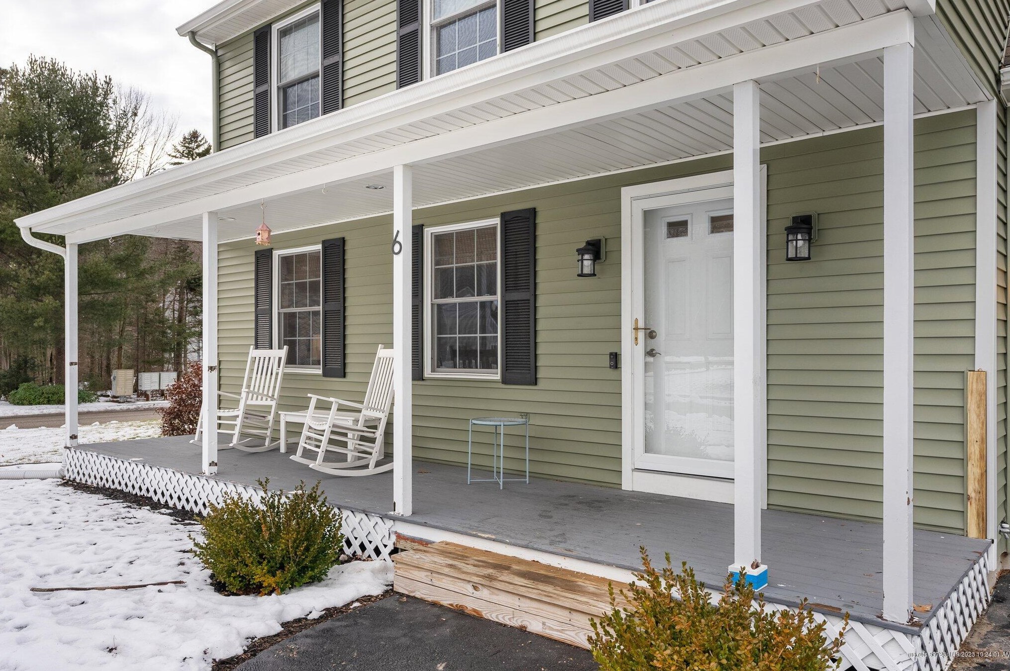 6 Blueberry Dr, Portland ME  04106-6892 exterior