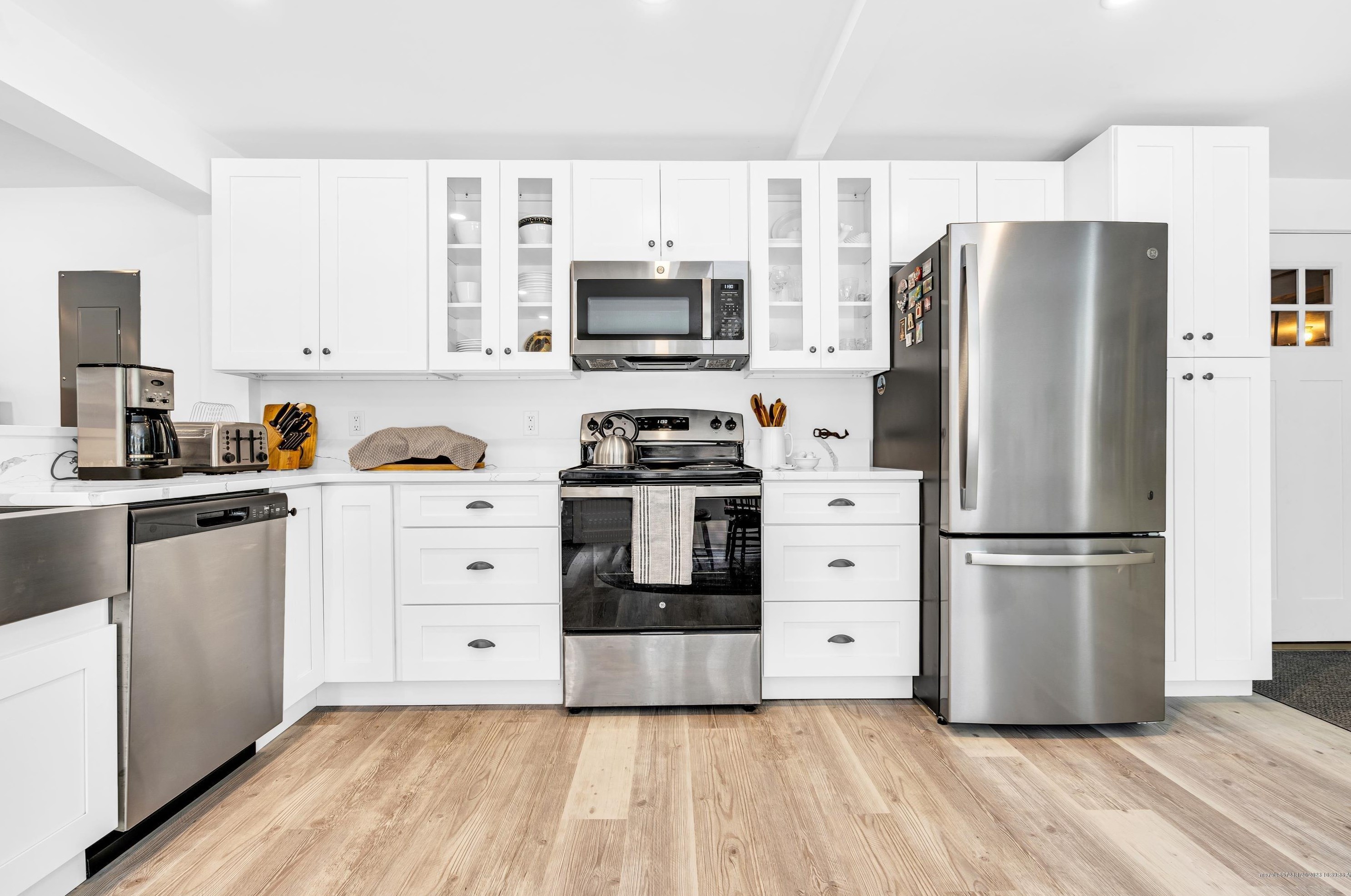 15 Heath Rd, Kennebunk, ME 04043