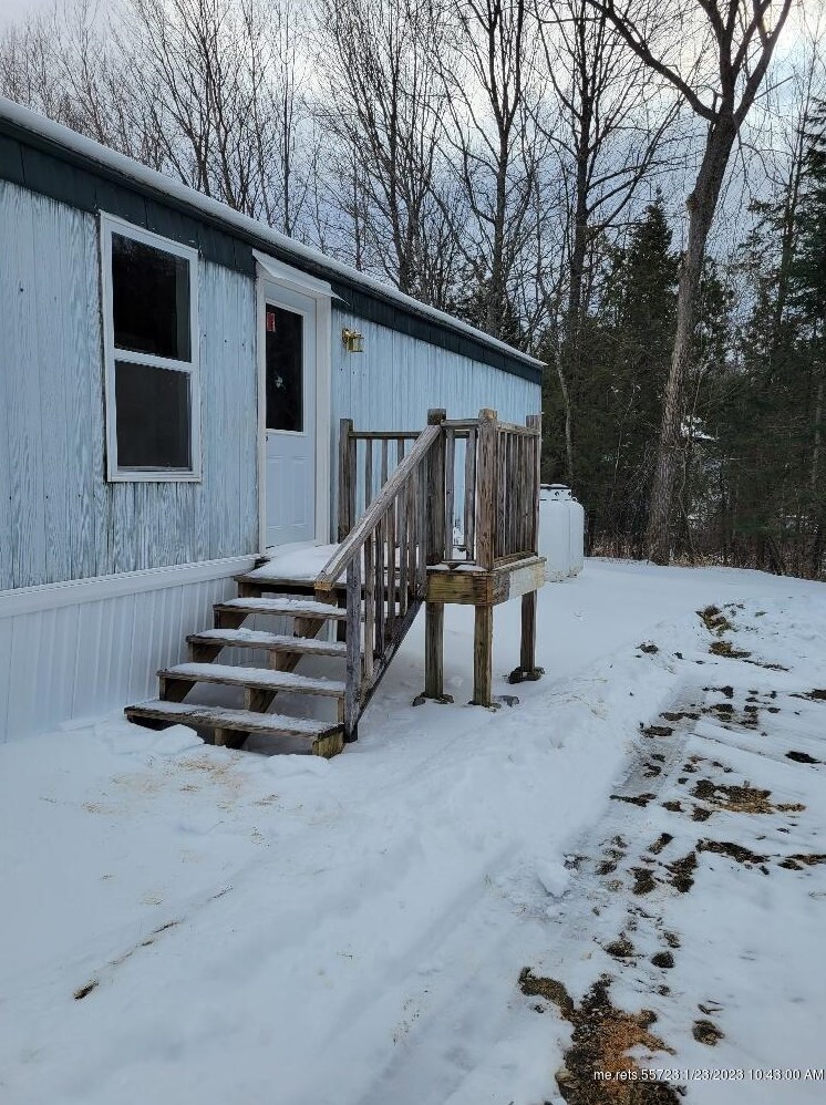 214 Hopkins Rd, Plymouth, ME 04969