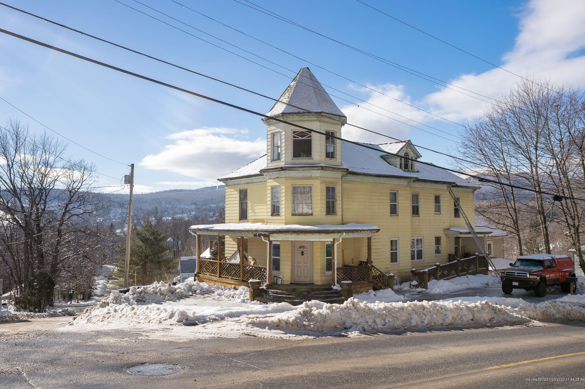 40 Harlow Hill Rd, Mexico, ME 04257