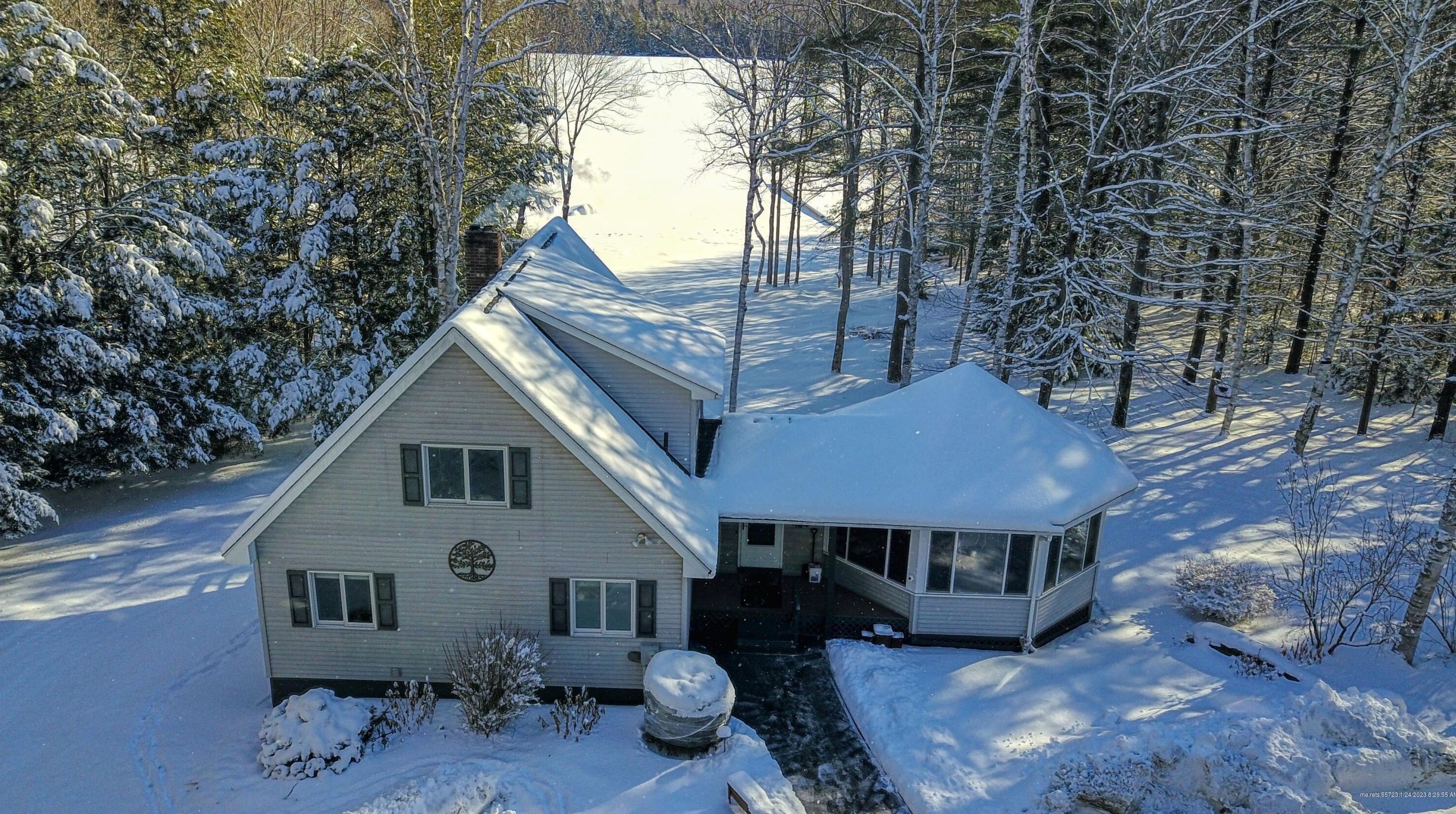 20 Snappers Cove, Belgrade, ME 04917