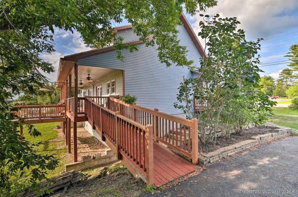 78 Water St, Seboeis Plt ME  04448-3707 exterior