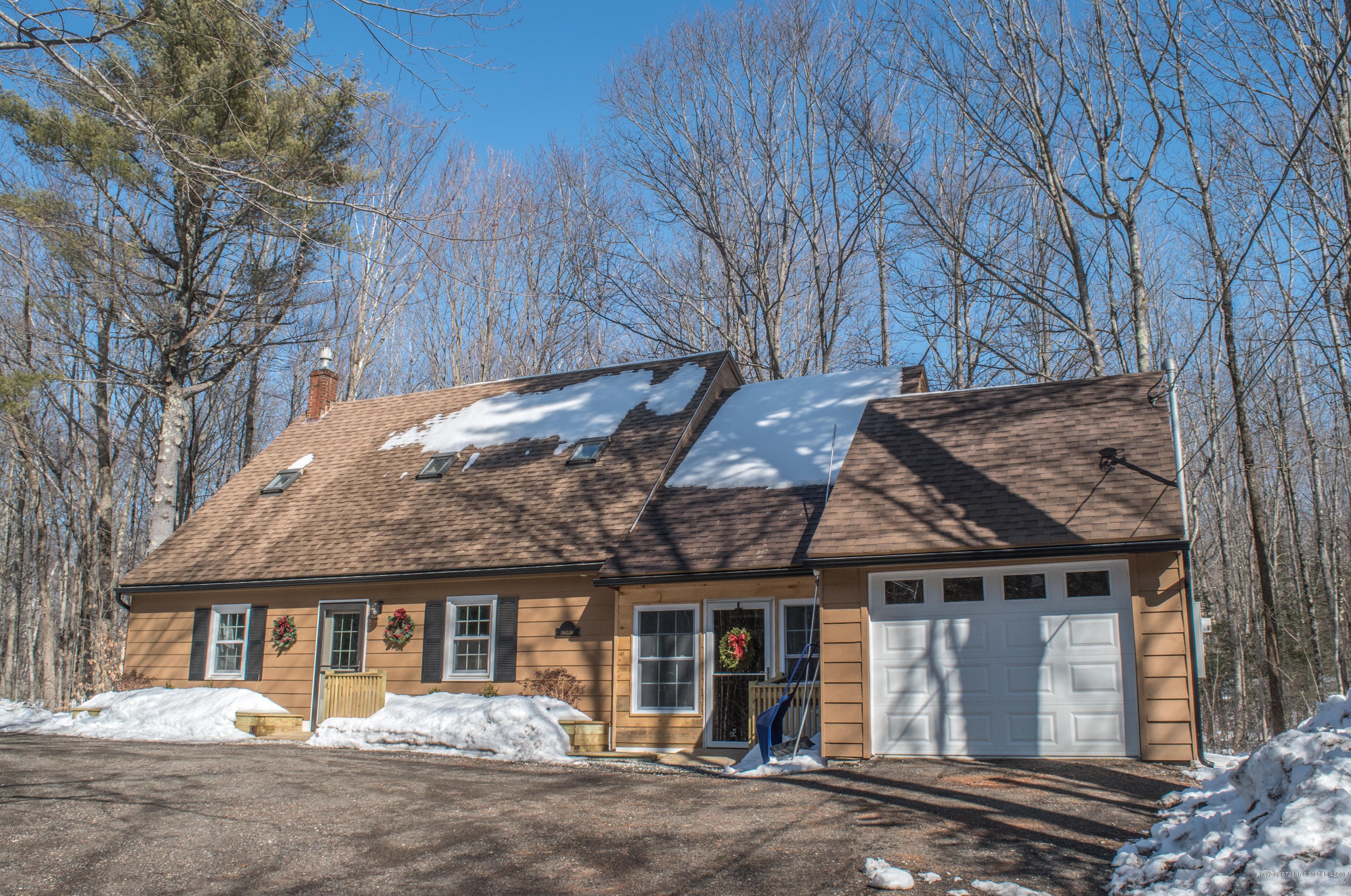 97 Innes Ridge Rd, Wayne ME  04284-3322 exterior