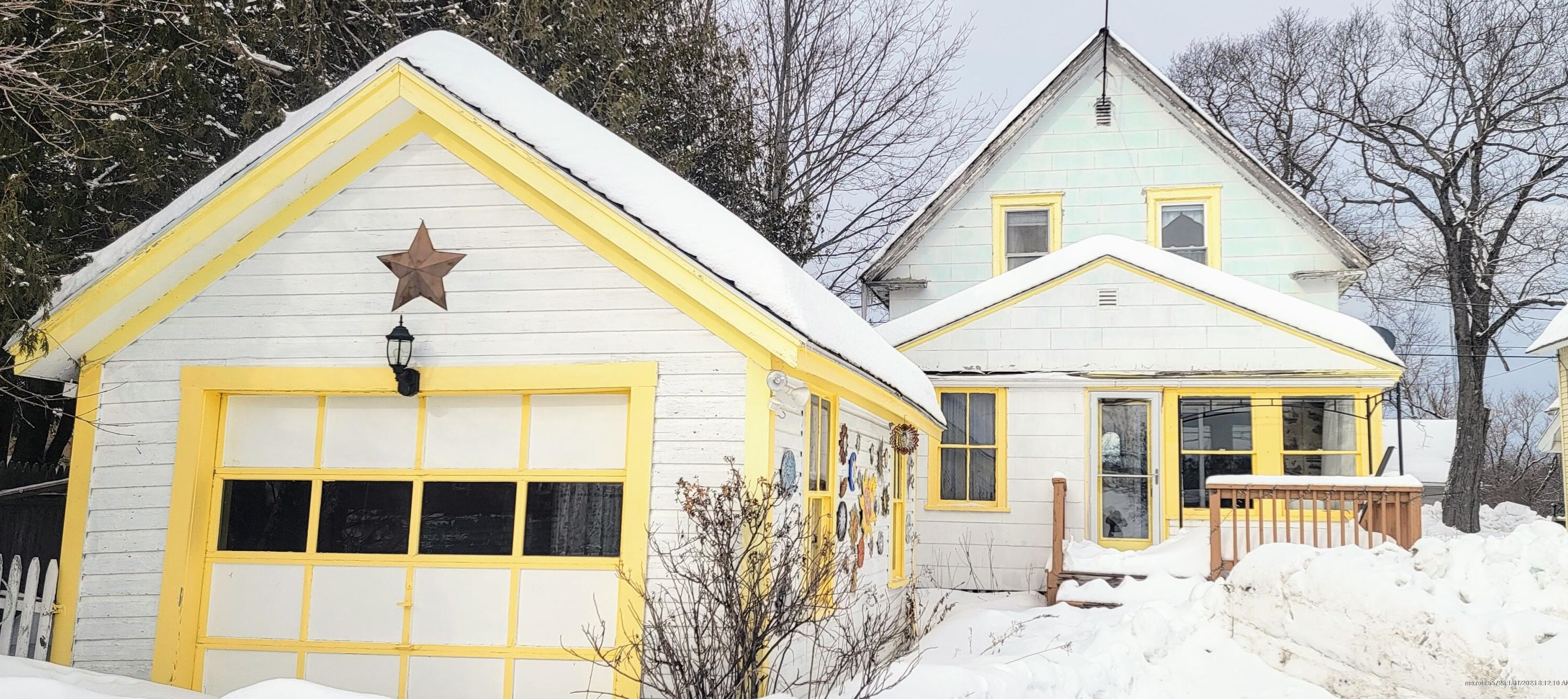 38 Henderson St, Brownville, ME 04414