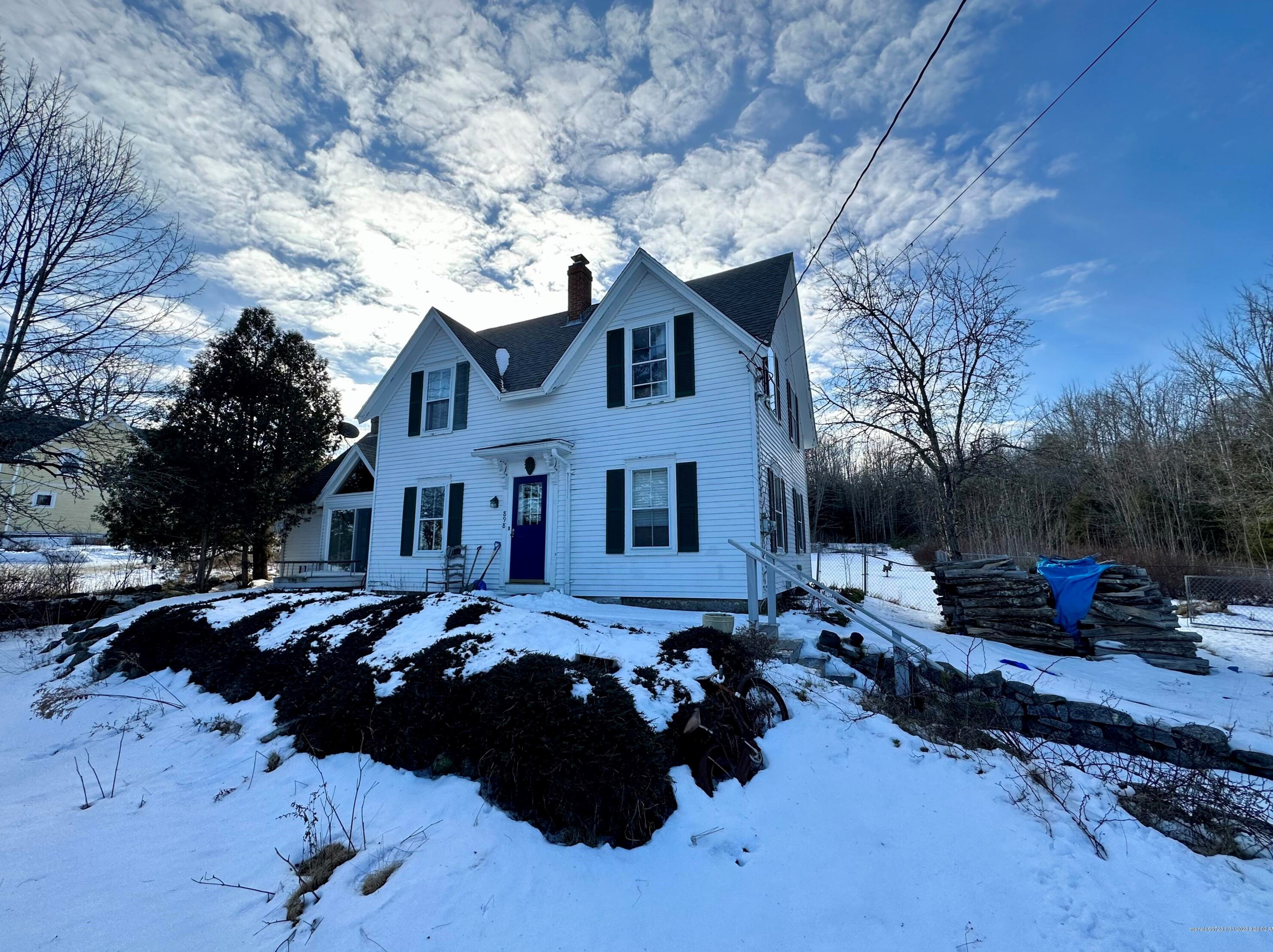 898 Bay Rd, Brooklin, ME 04616