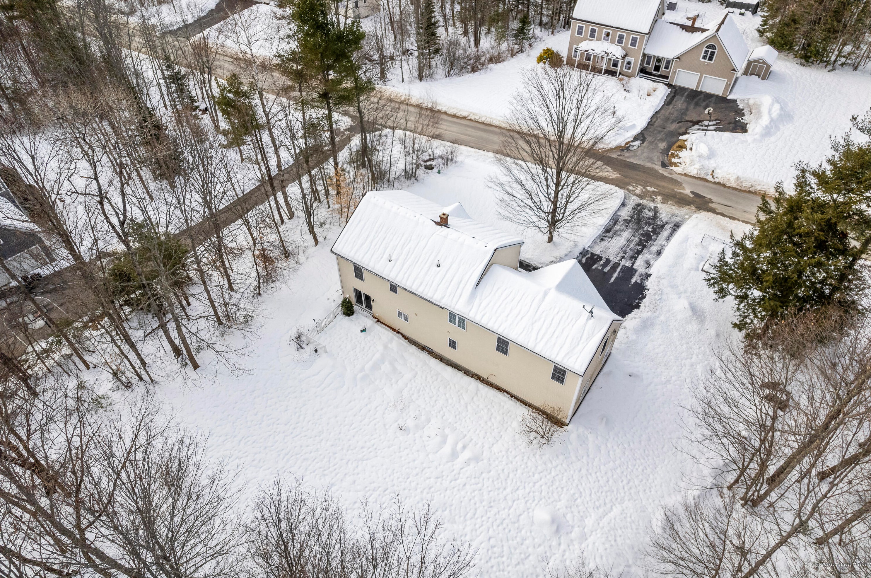 17 Victoria Ln, Windham ME  04062-4172 exterior