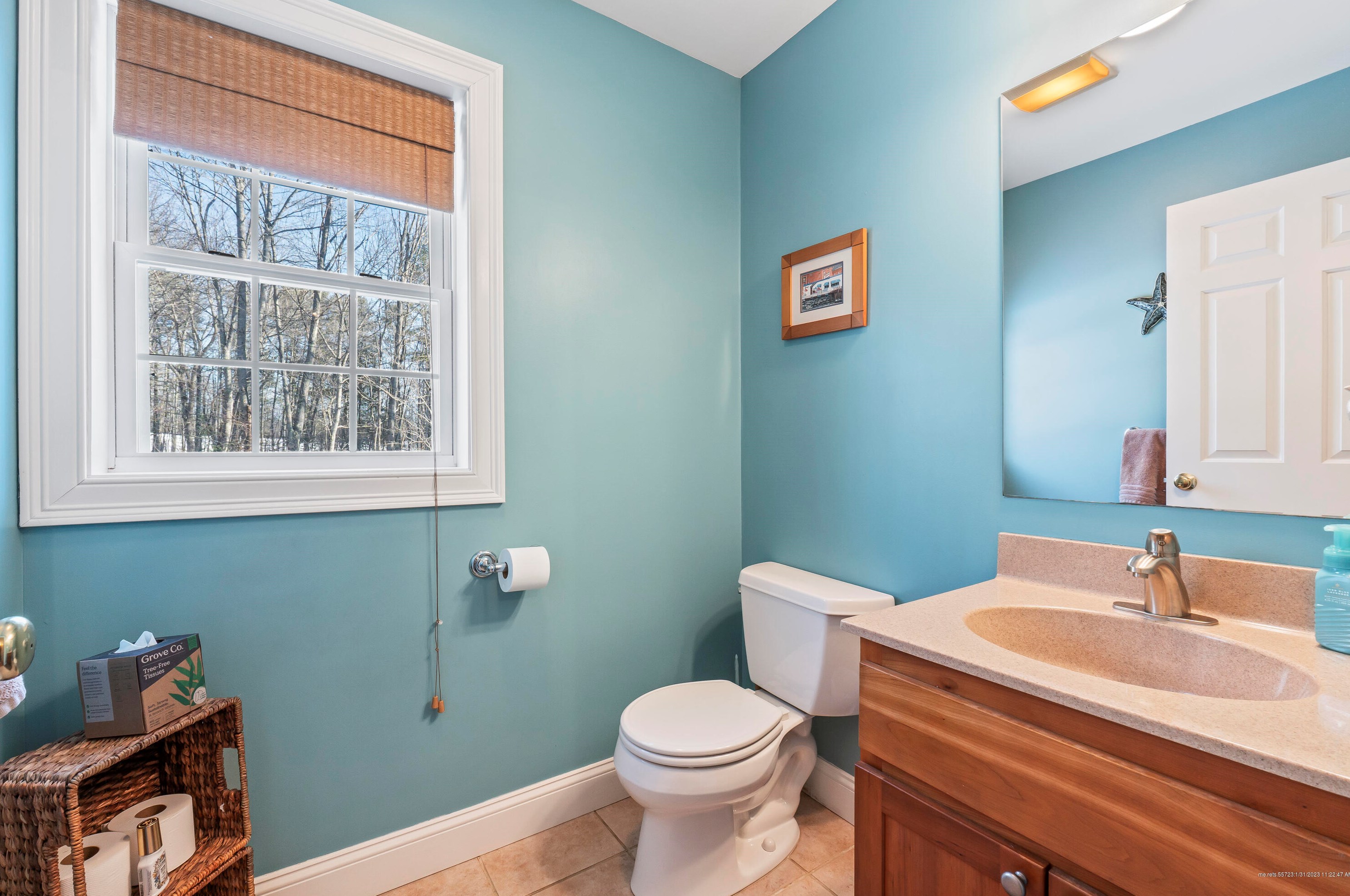 17 Victoria Ln, Windham ME  04062-4172 exterior