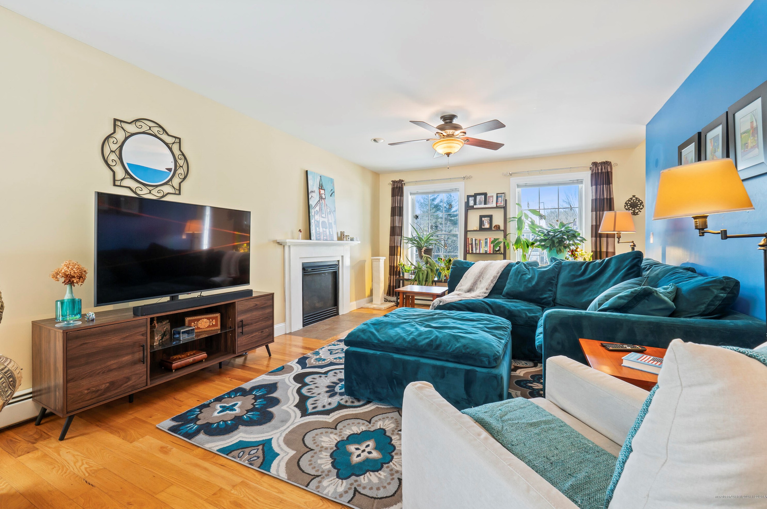 17 Victoria Ln, Windham ME  04062-4172 exterior