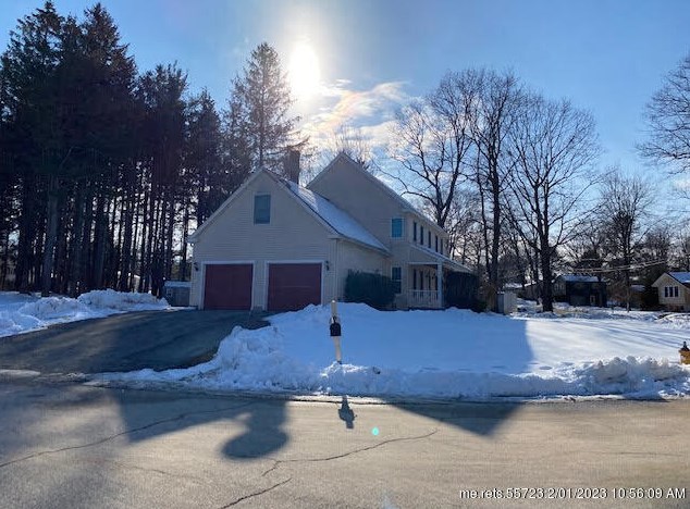 22 Valley Rd, Portland, ME 04107-9652