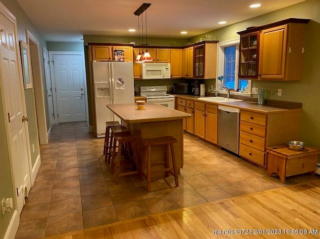 22 Valley Rd, Portland ME  04107-9652 exterior