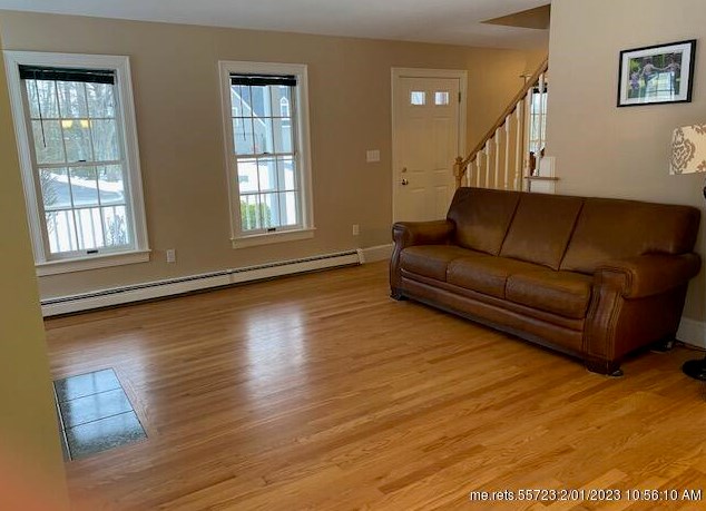 22 Valley Rd, Portland ME  04107-9652 exterior