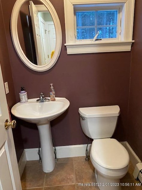 22 Valley Rd, Portland ME  04107-9652 exterior