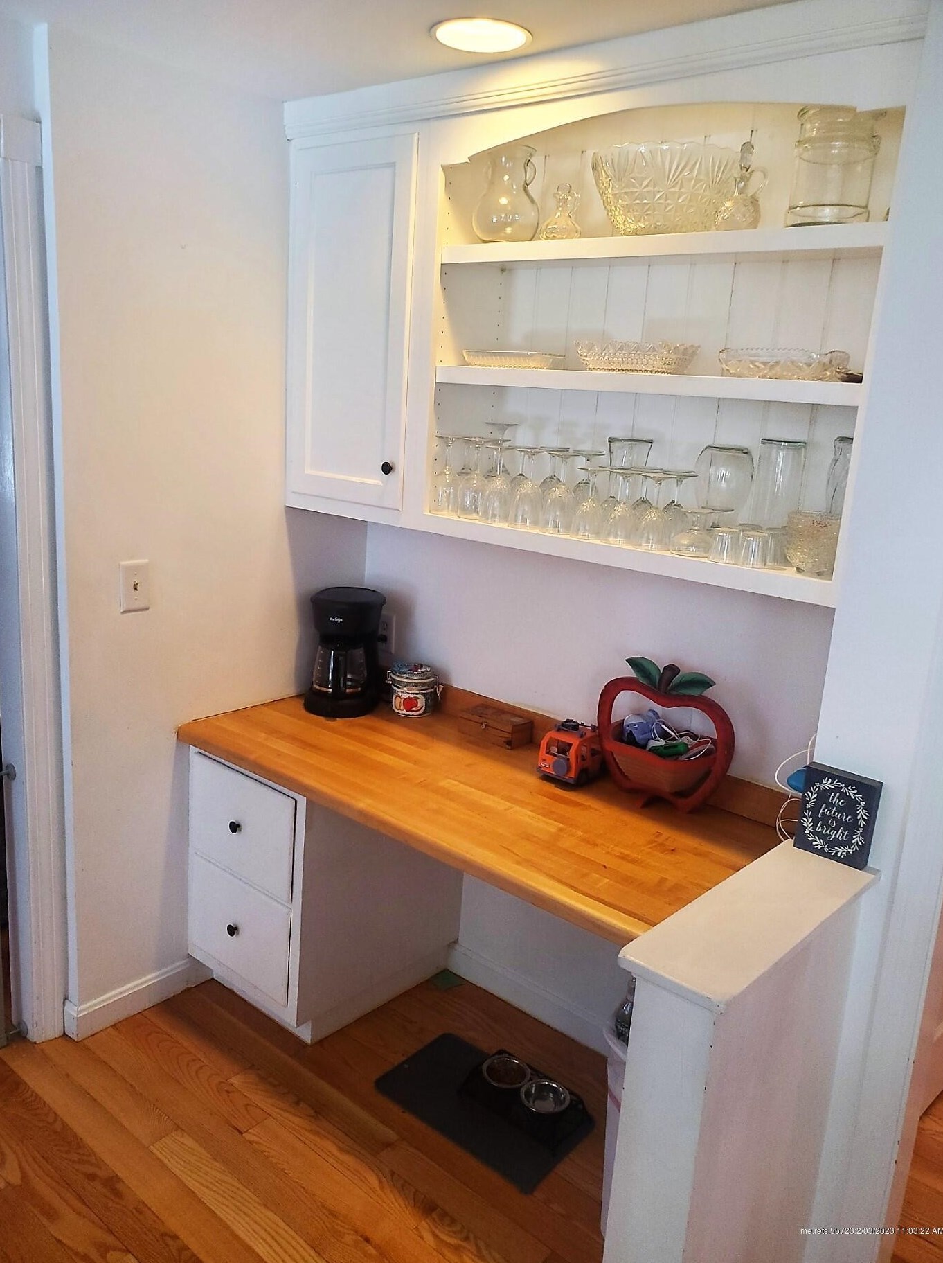 16 Charles St, Newburgh ME  04444-1610 exterior