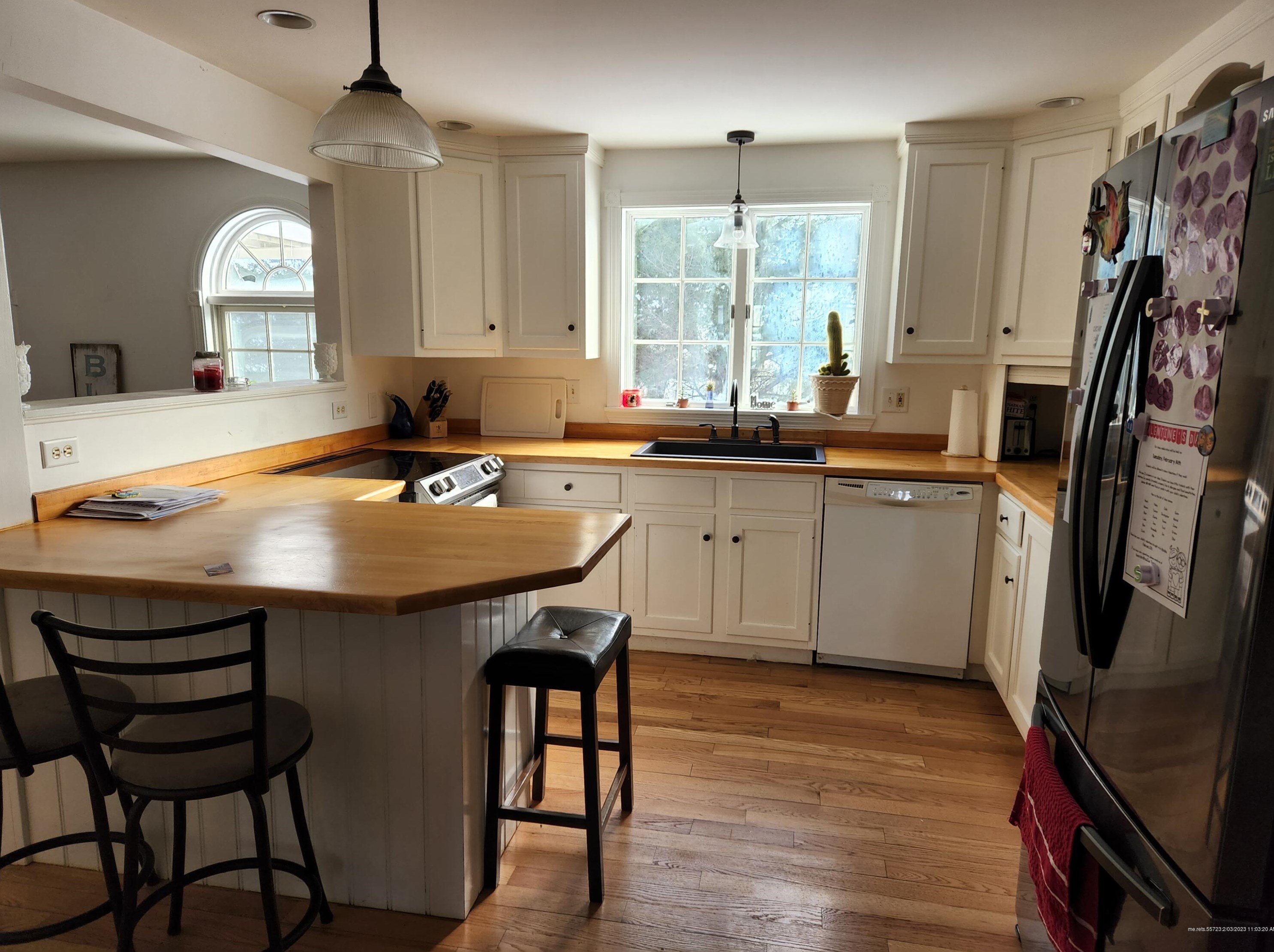 16 Charles St, Newburgh ME  04444-1610 exterior