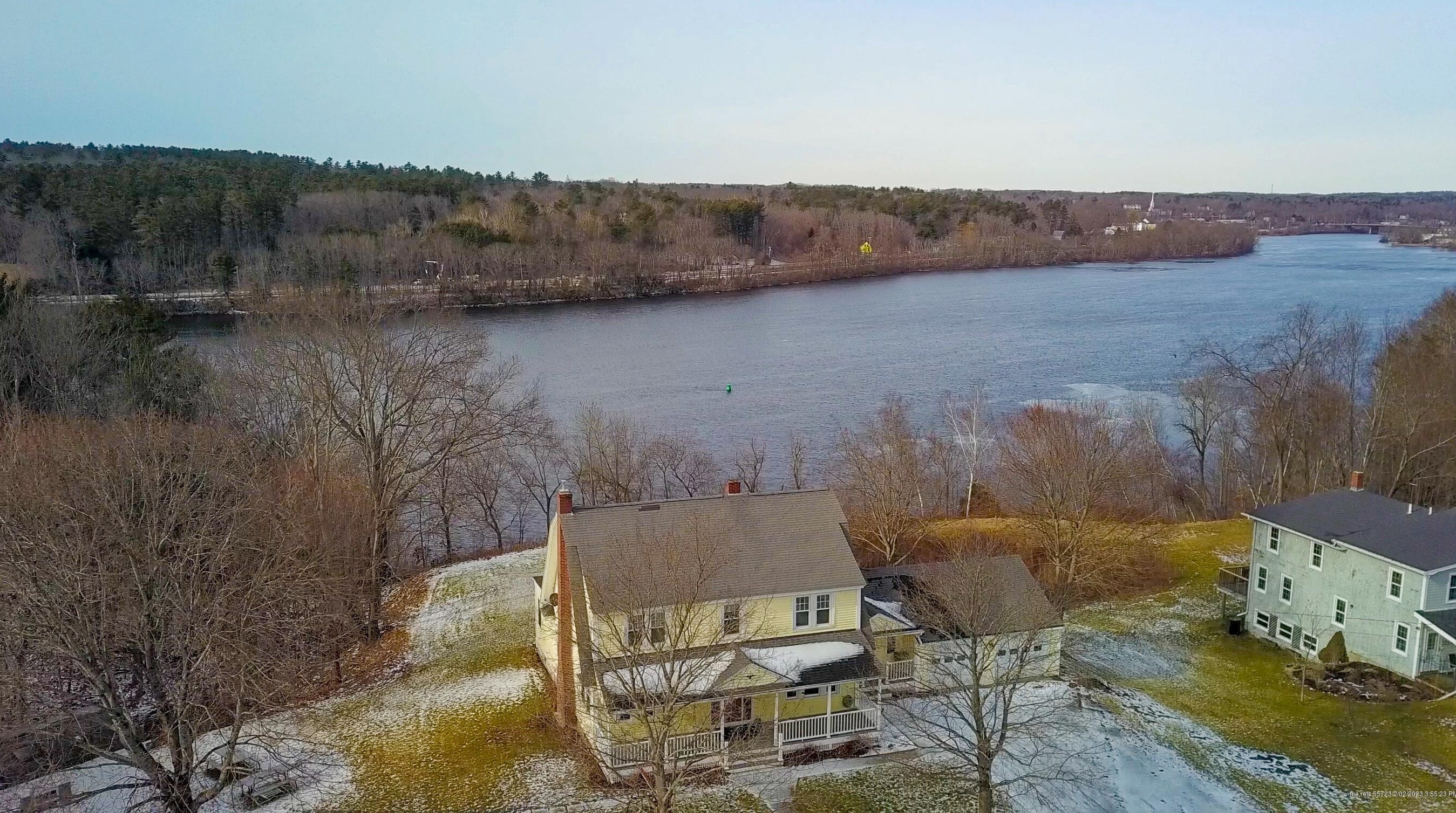 9 Albert Cir, Pittston ME  04345-5127 exterior