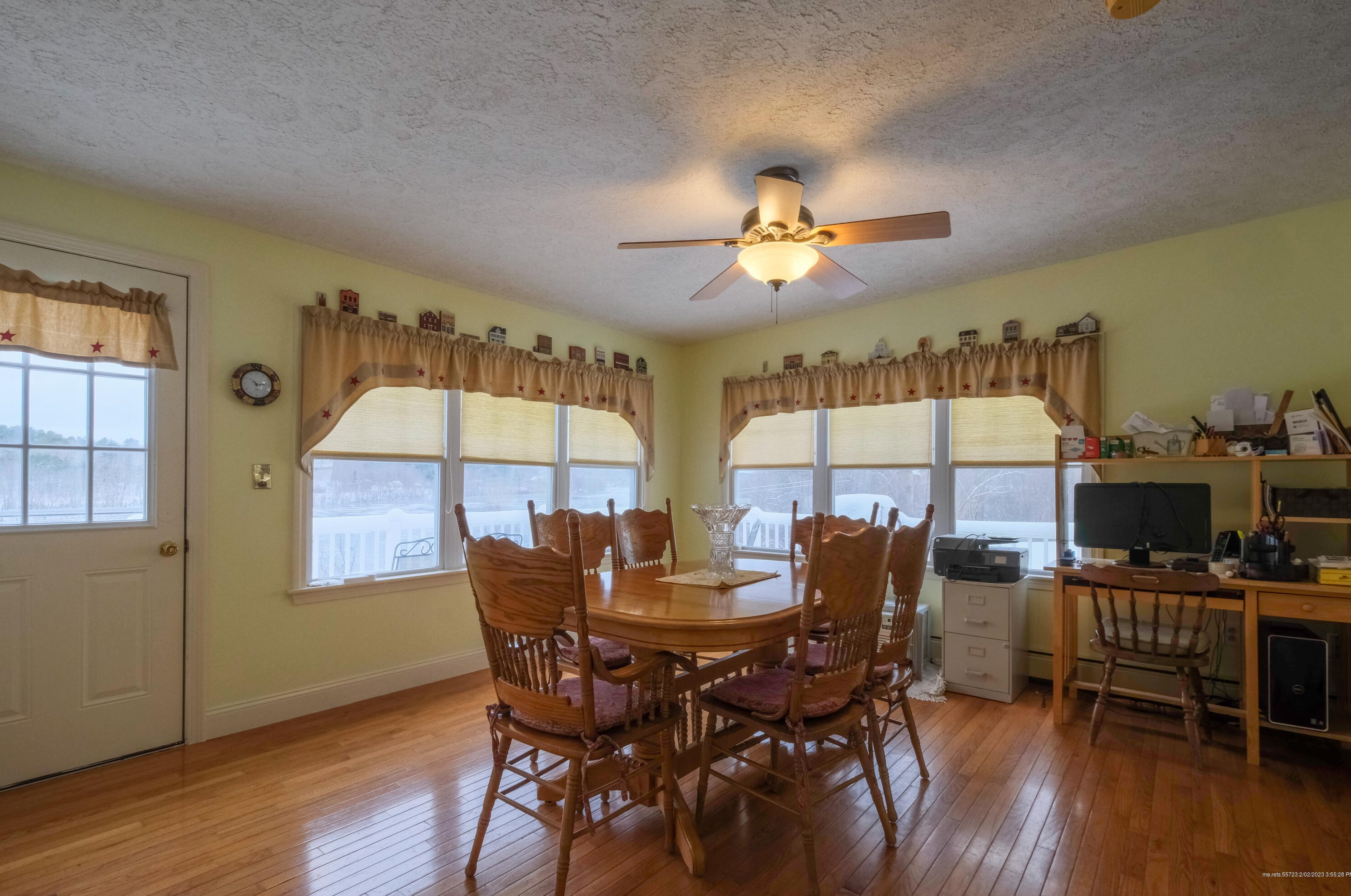 9 Albert Cir, Pittston ME  04345-5127 exterior