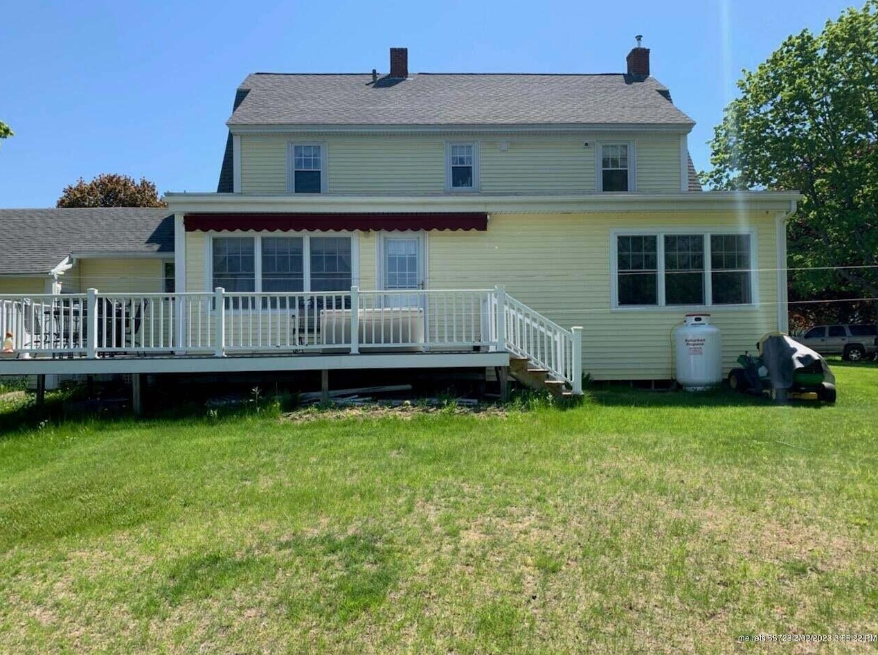 9 Albert Cir, Pittston ME  04345-5127 exterior