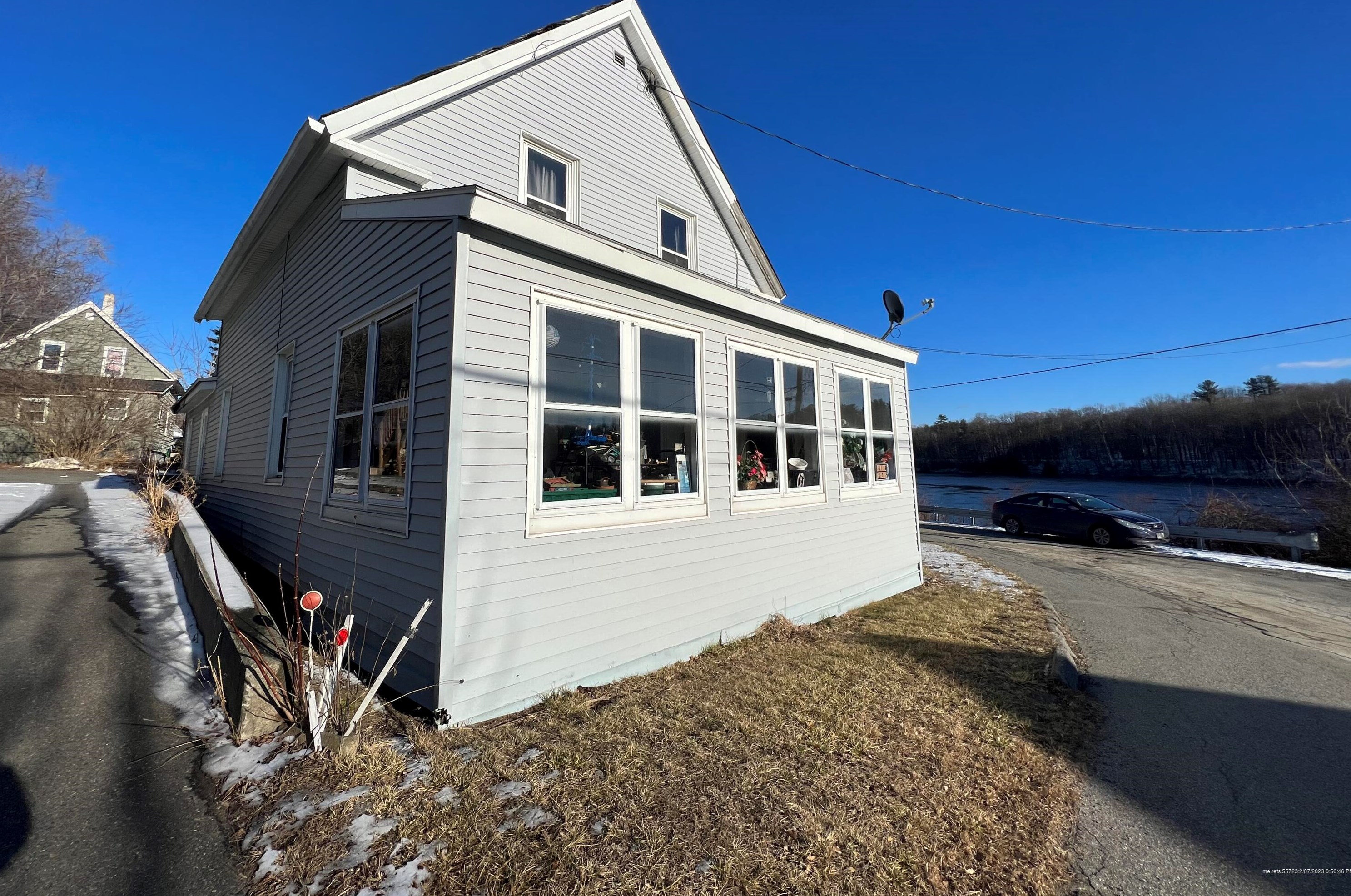 2 King St, Fairfield, ME 04937