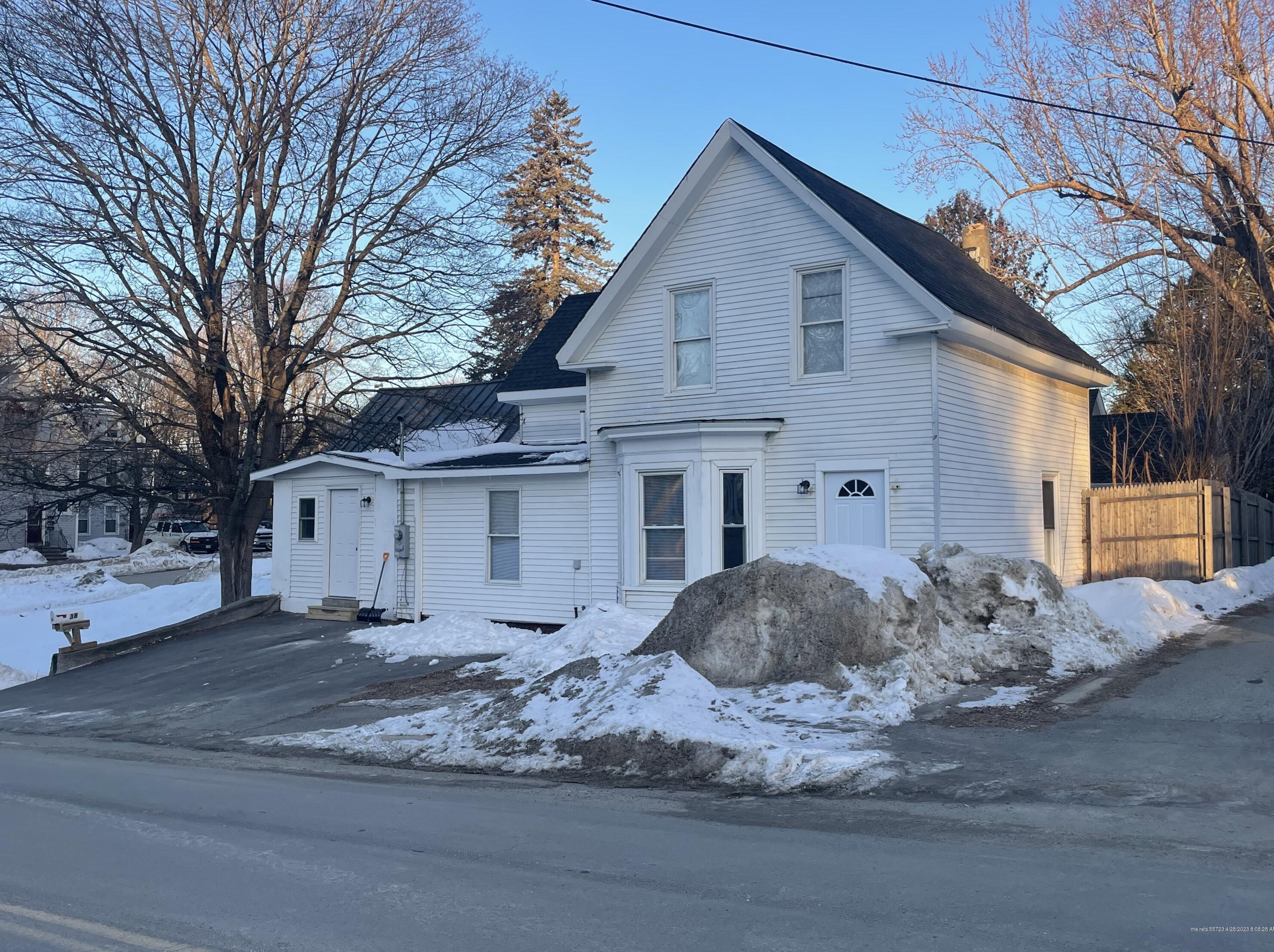 40 Washington St, Brewer, ME 04412