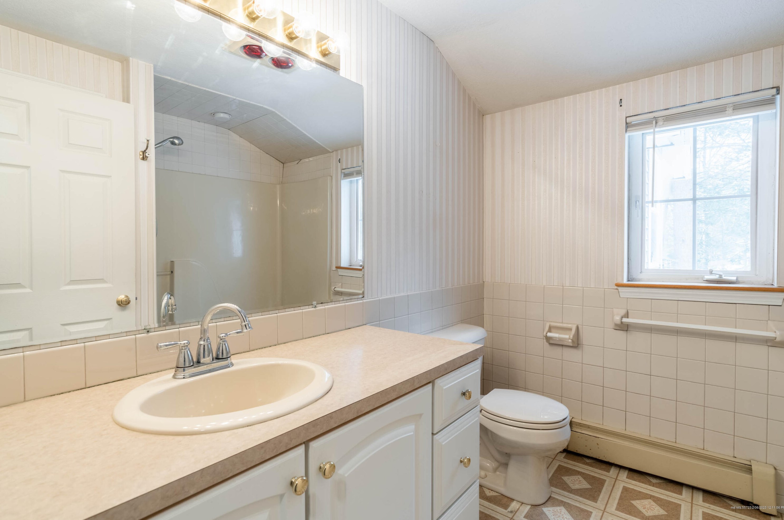 12 Valley Ave, Portland ME  04105-1419 exterior