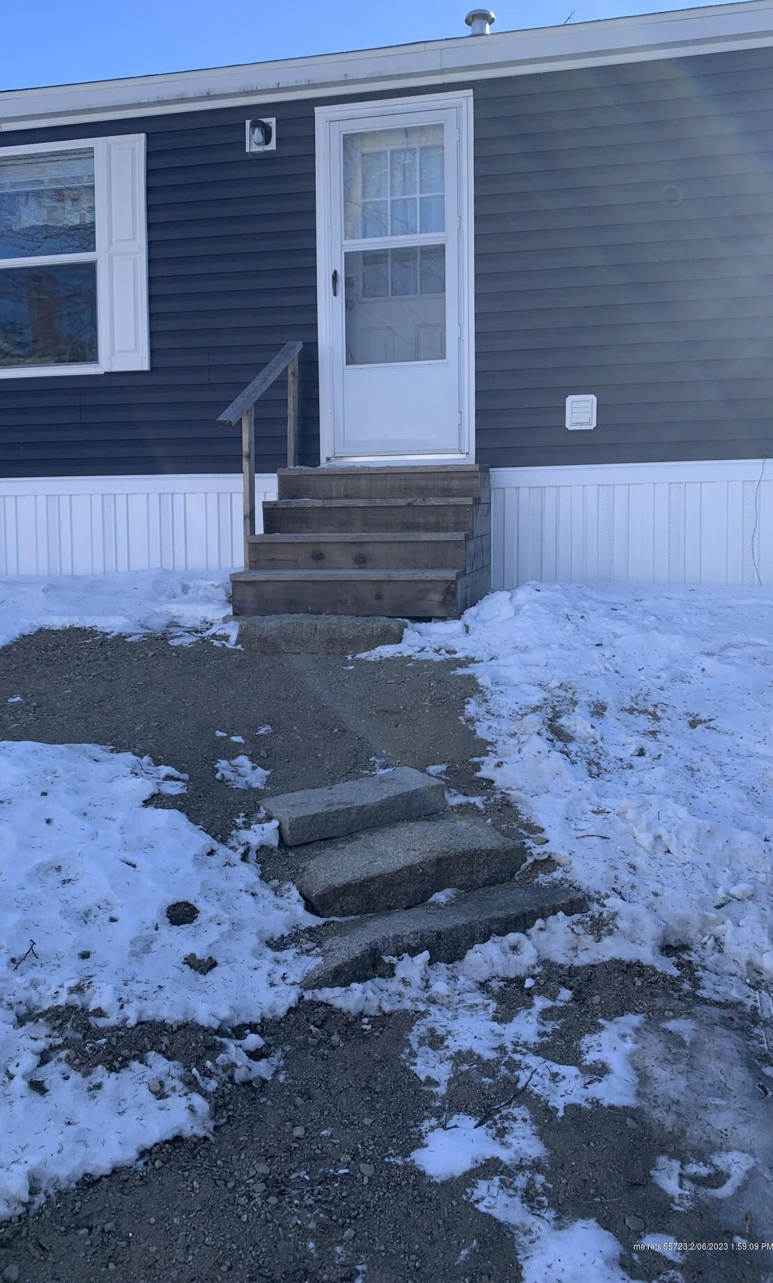 14 Starr St, Vinalhaven, ME 04863
