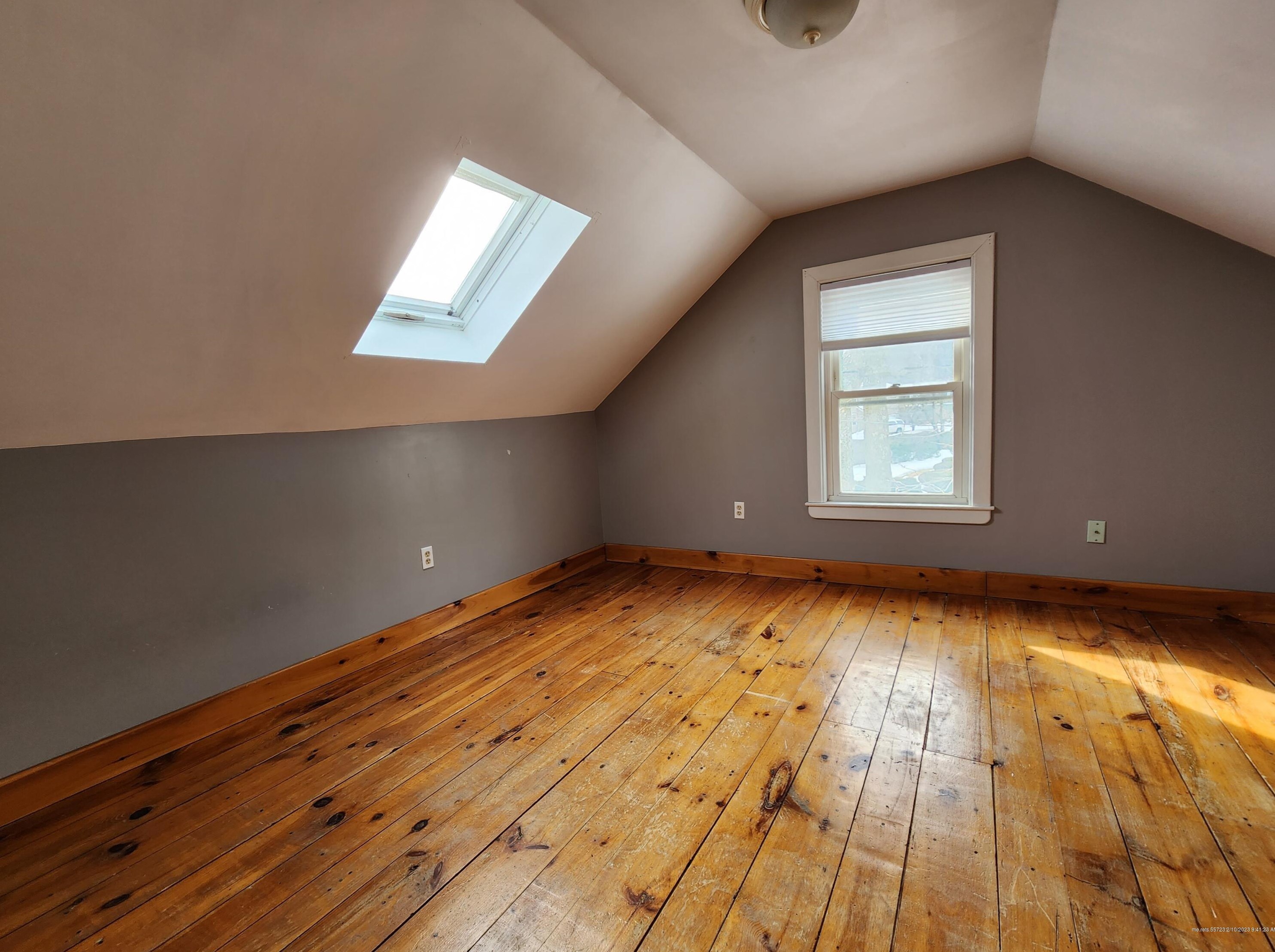 82 Hobart St, Portland ME  04102-2408 exterior