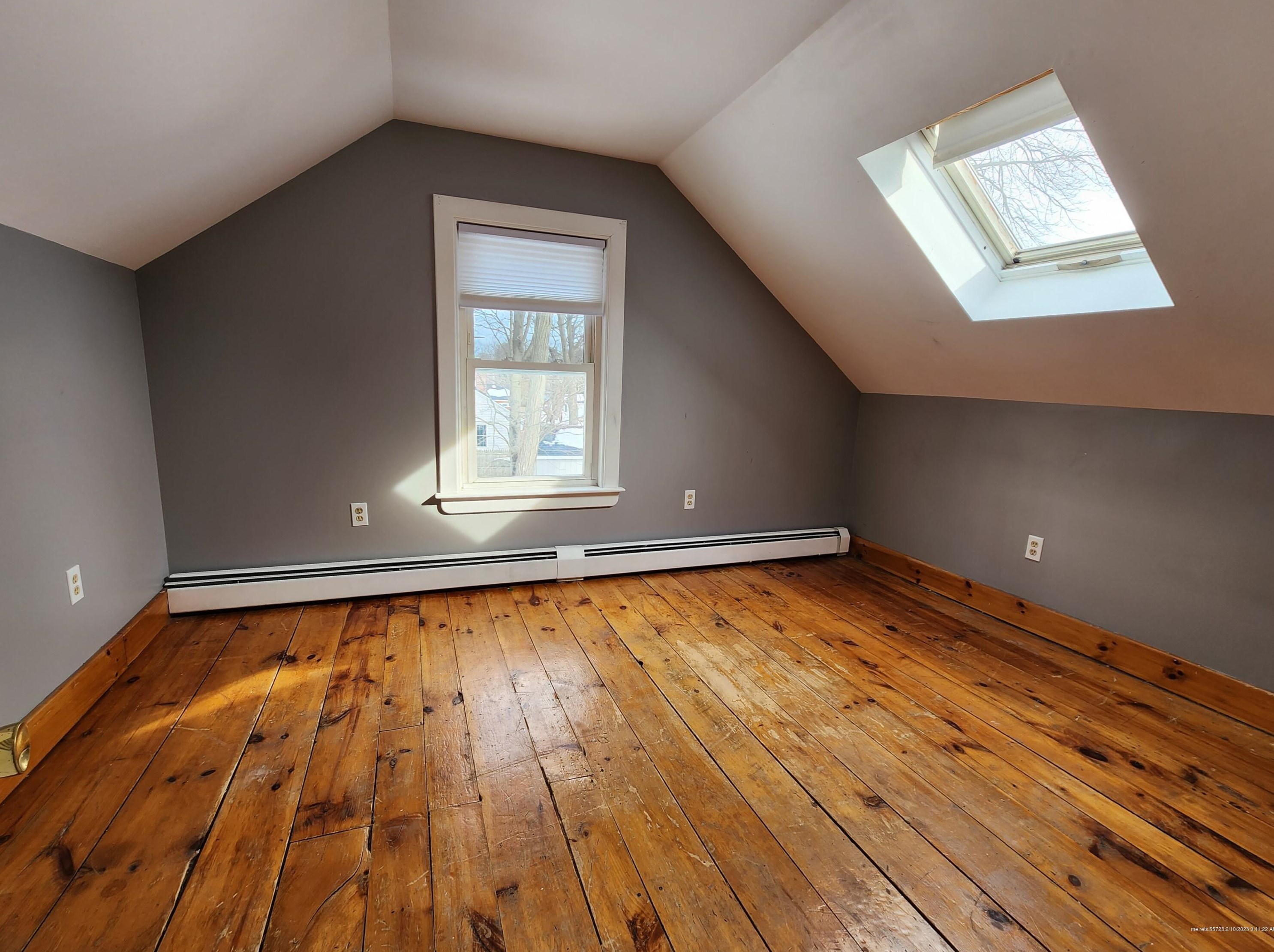 82 Hobart St, Portland ME  04102-2408 exterior