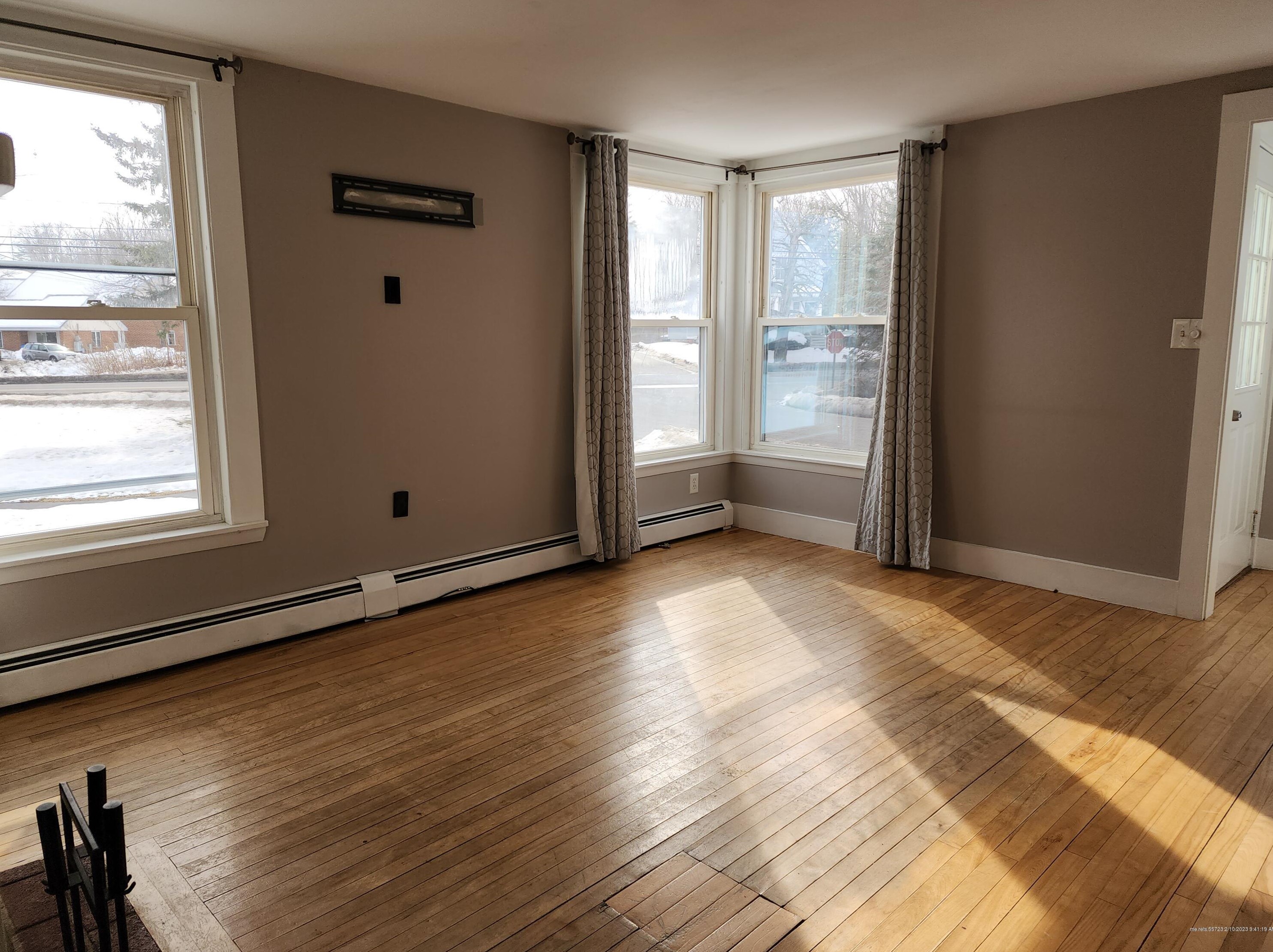 82 Hobart St, Portland ME  04102-2408 exterior