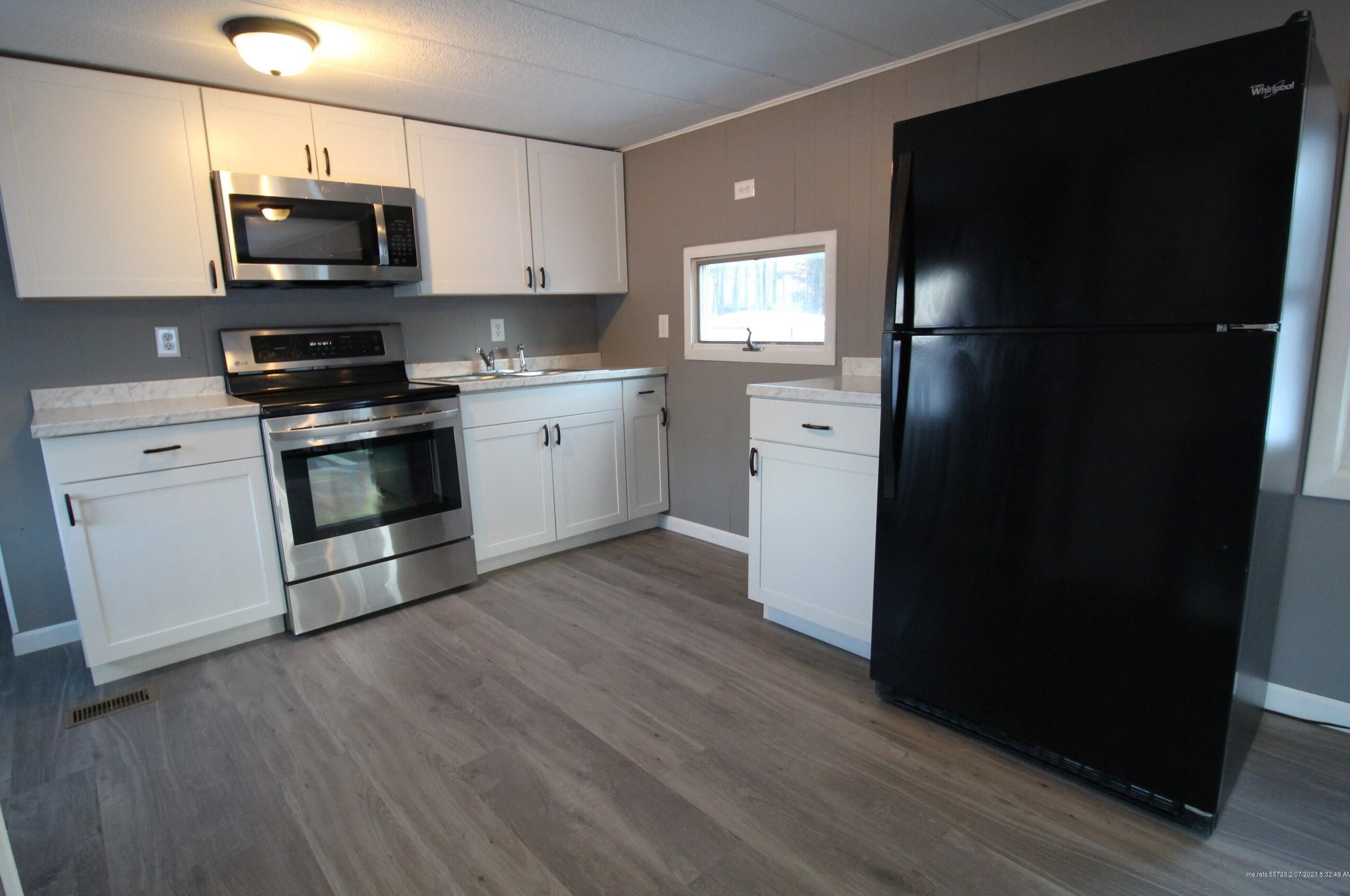 14 Sabattus Creek Dr, Lisbon, ME 04250