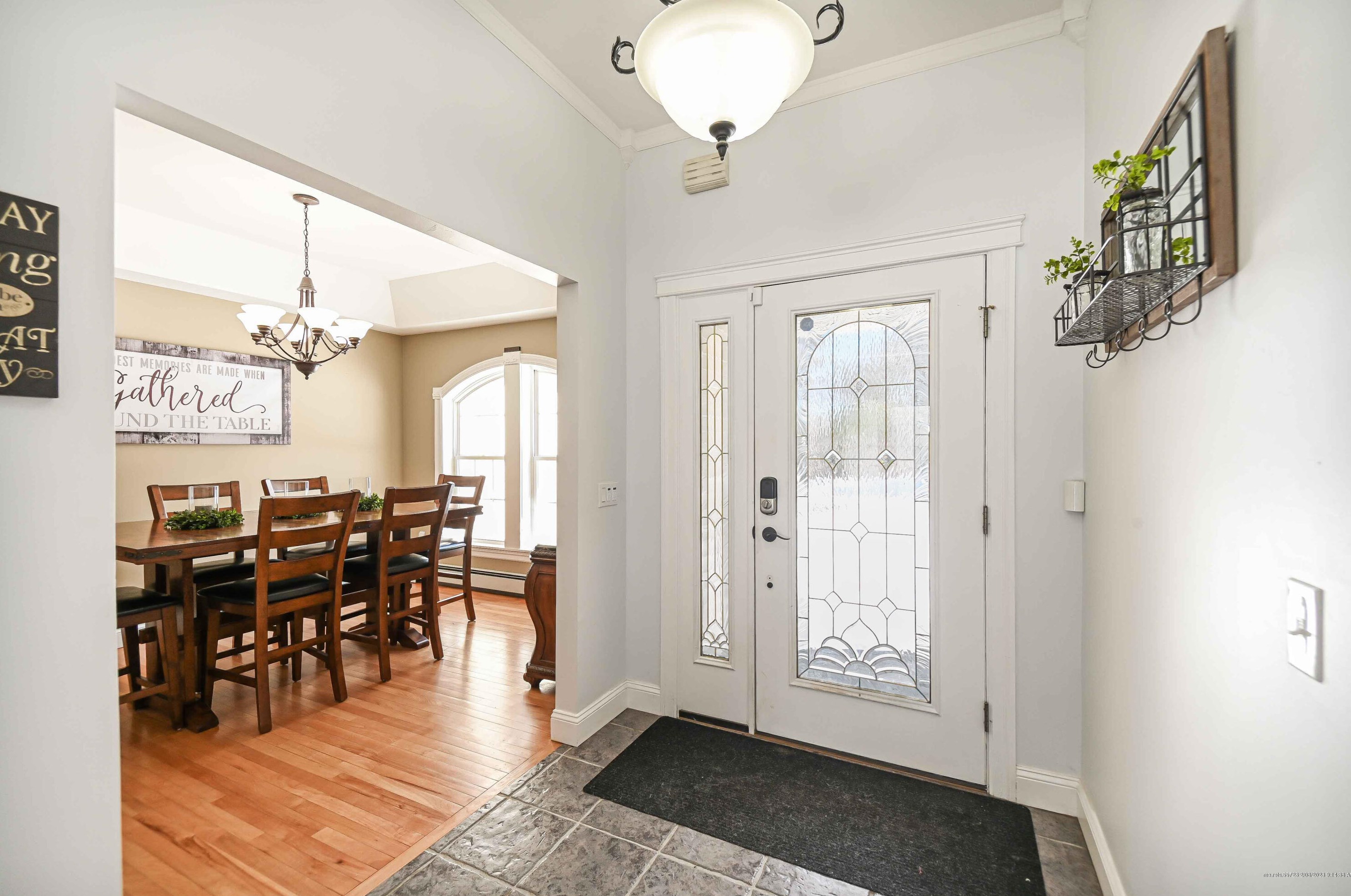 8 Homeward Way, Gray, ME 04039