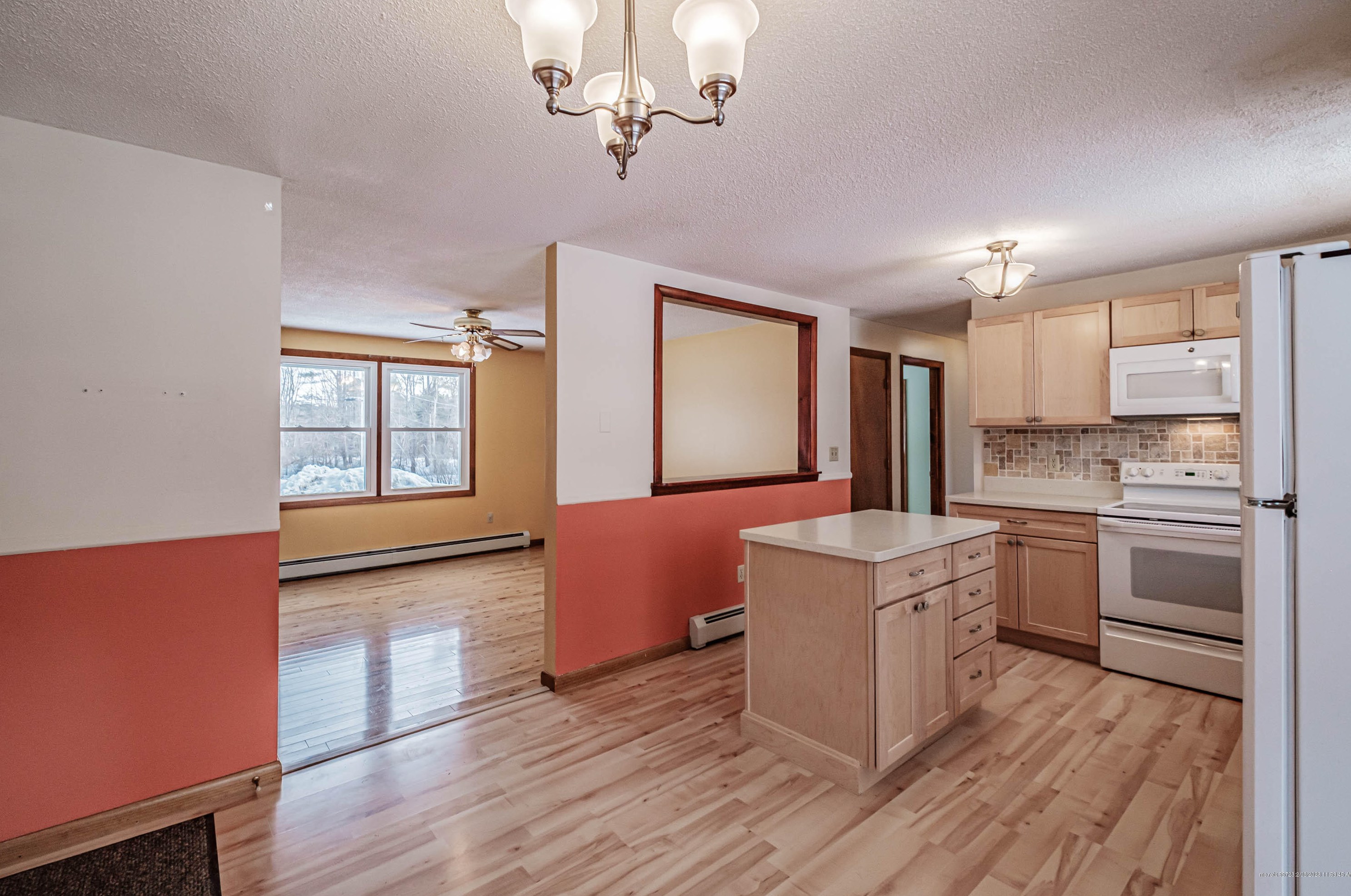 37 Libby Dr, Buxton ME  04093-3700 exterior