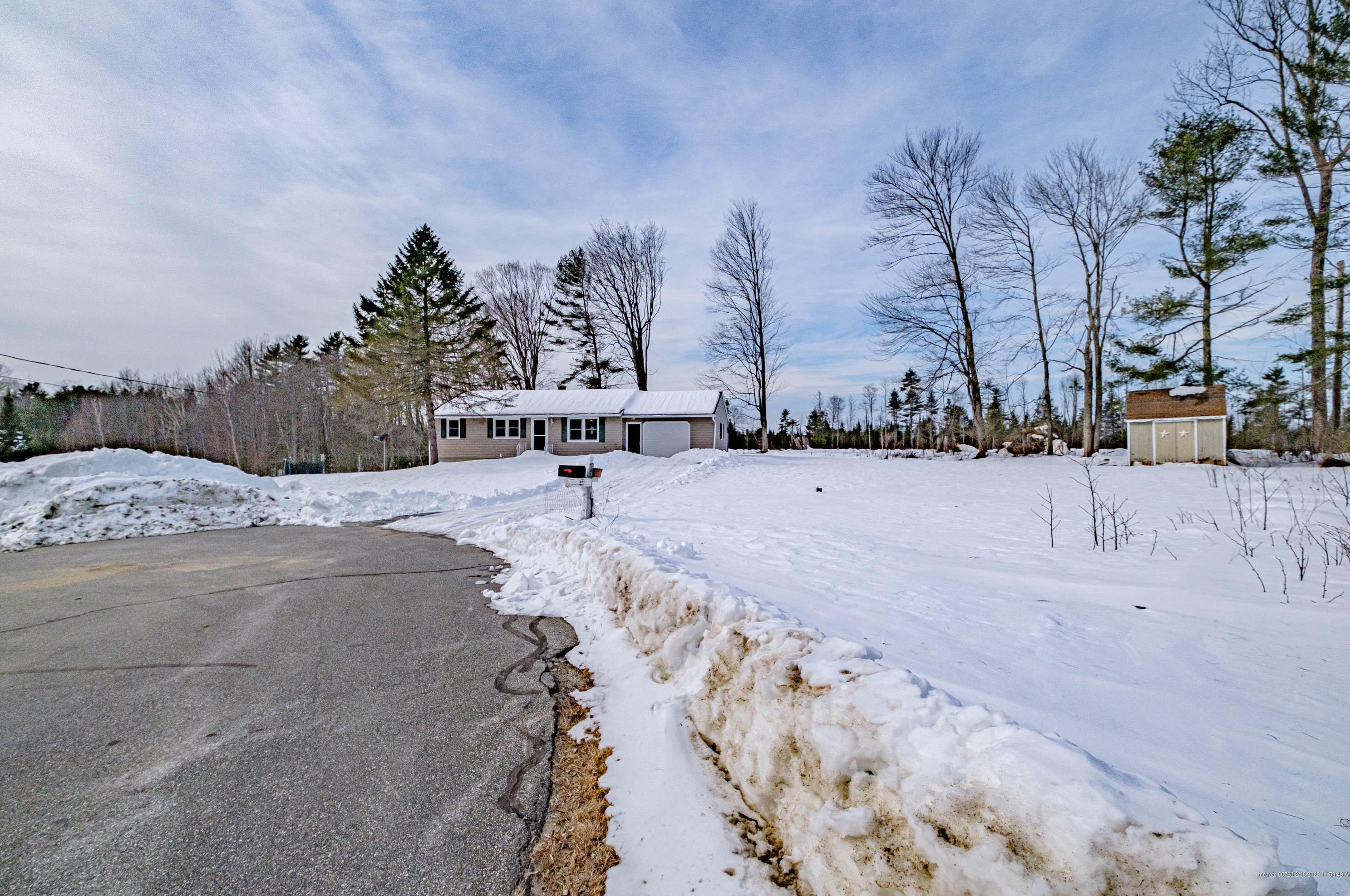 37 Libby Dr, Buxton, ME 04093 exterior