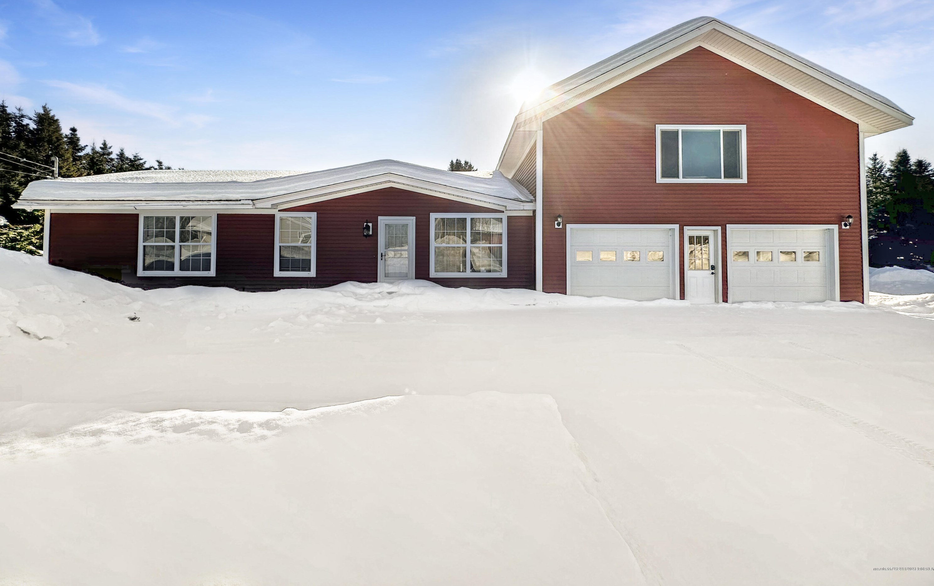 43 Fords Ln, Mapleton, ME 04757