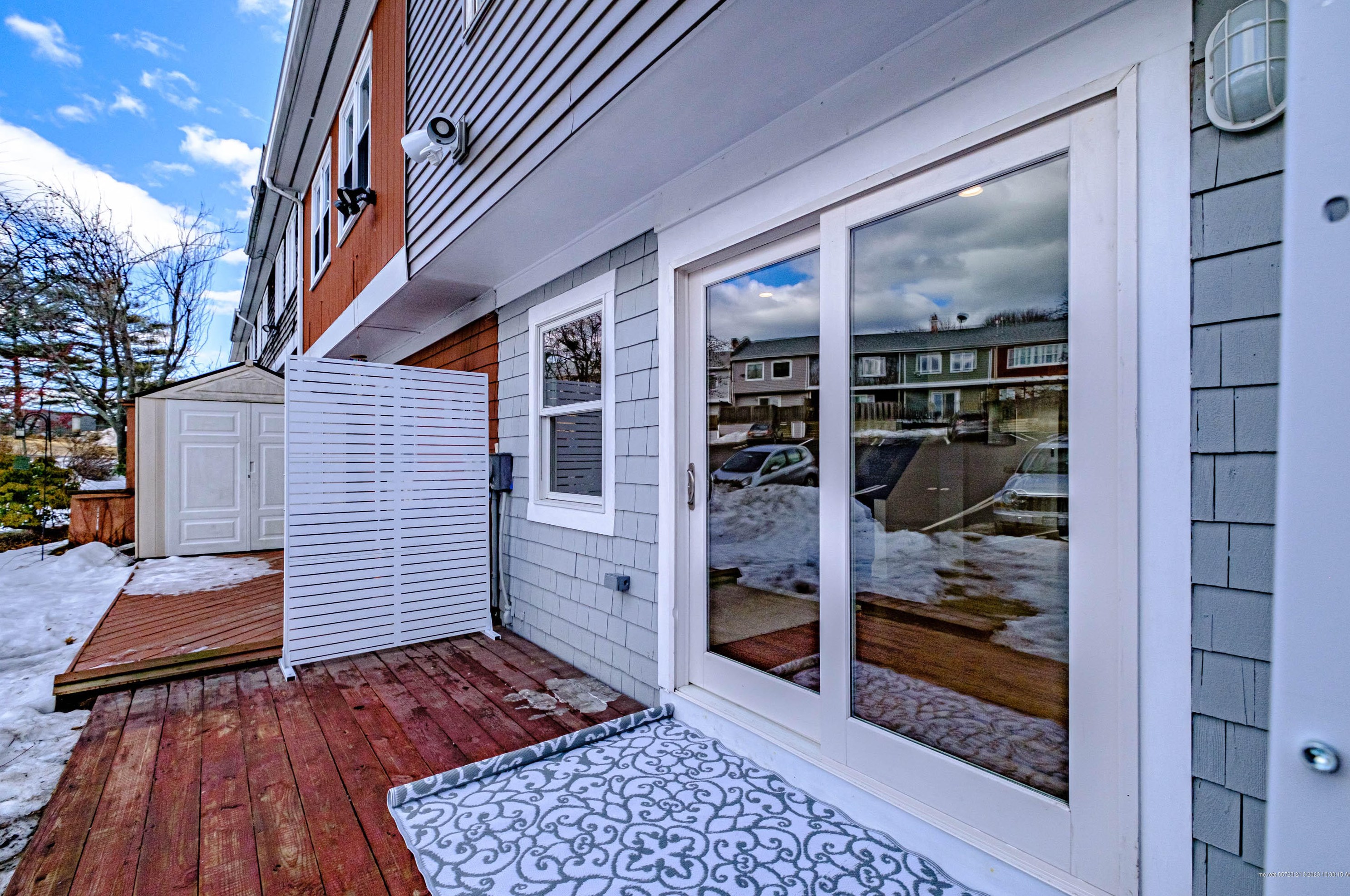 63 Mountfort St, Portland ME  04101-4385 exterior