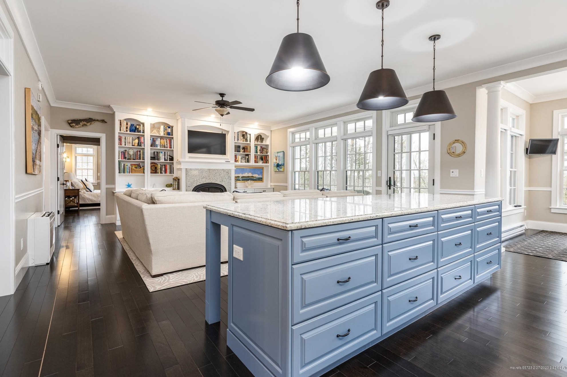 9 Bay View Dr, Portland ME  04110-4519 exterior