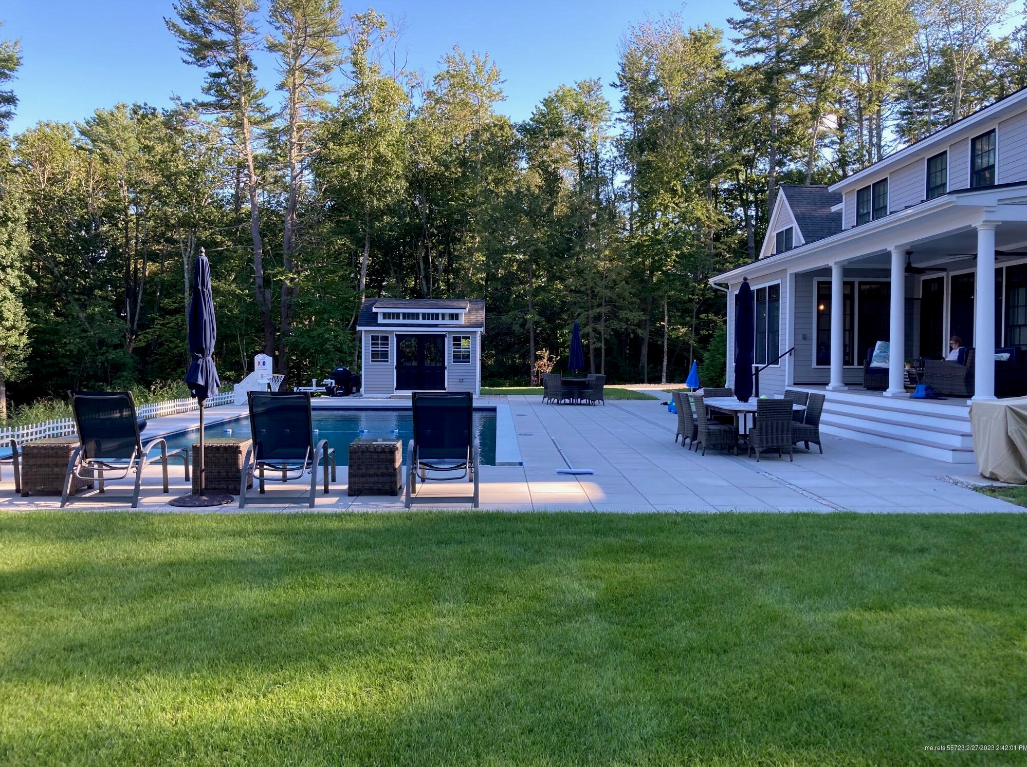 9 Bay View Dr, Portland ME  04110-4519 exterior