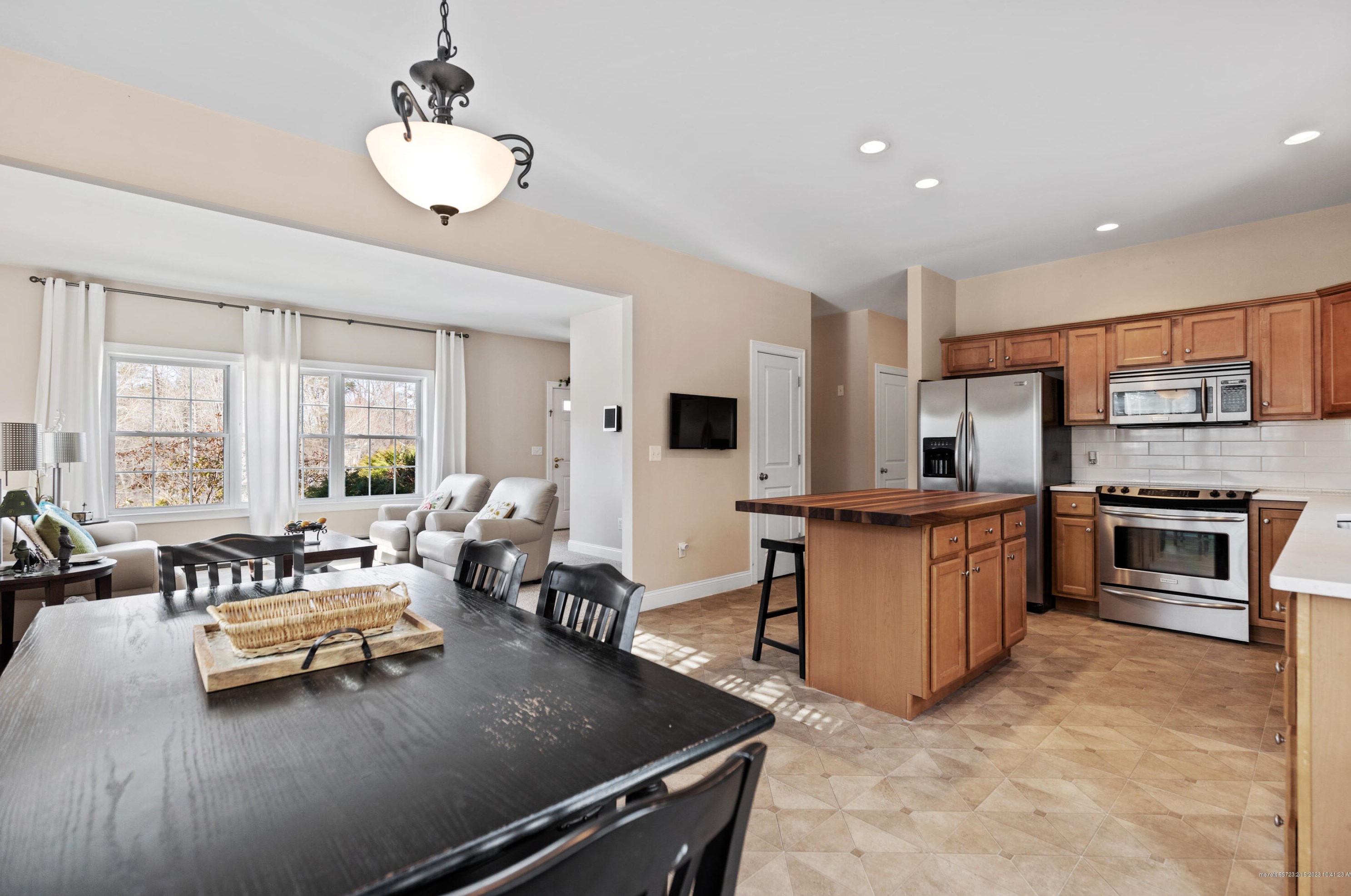 46 Thrush Ter, Windham ME  04062-5790 exterior