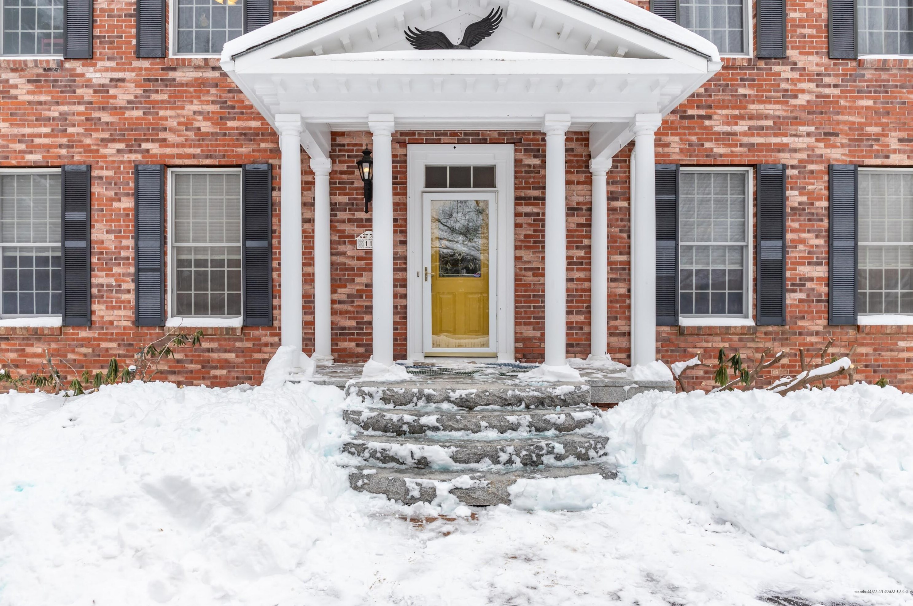 11 Heritage Ln, Bangor, ME 04401