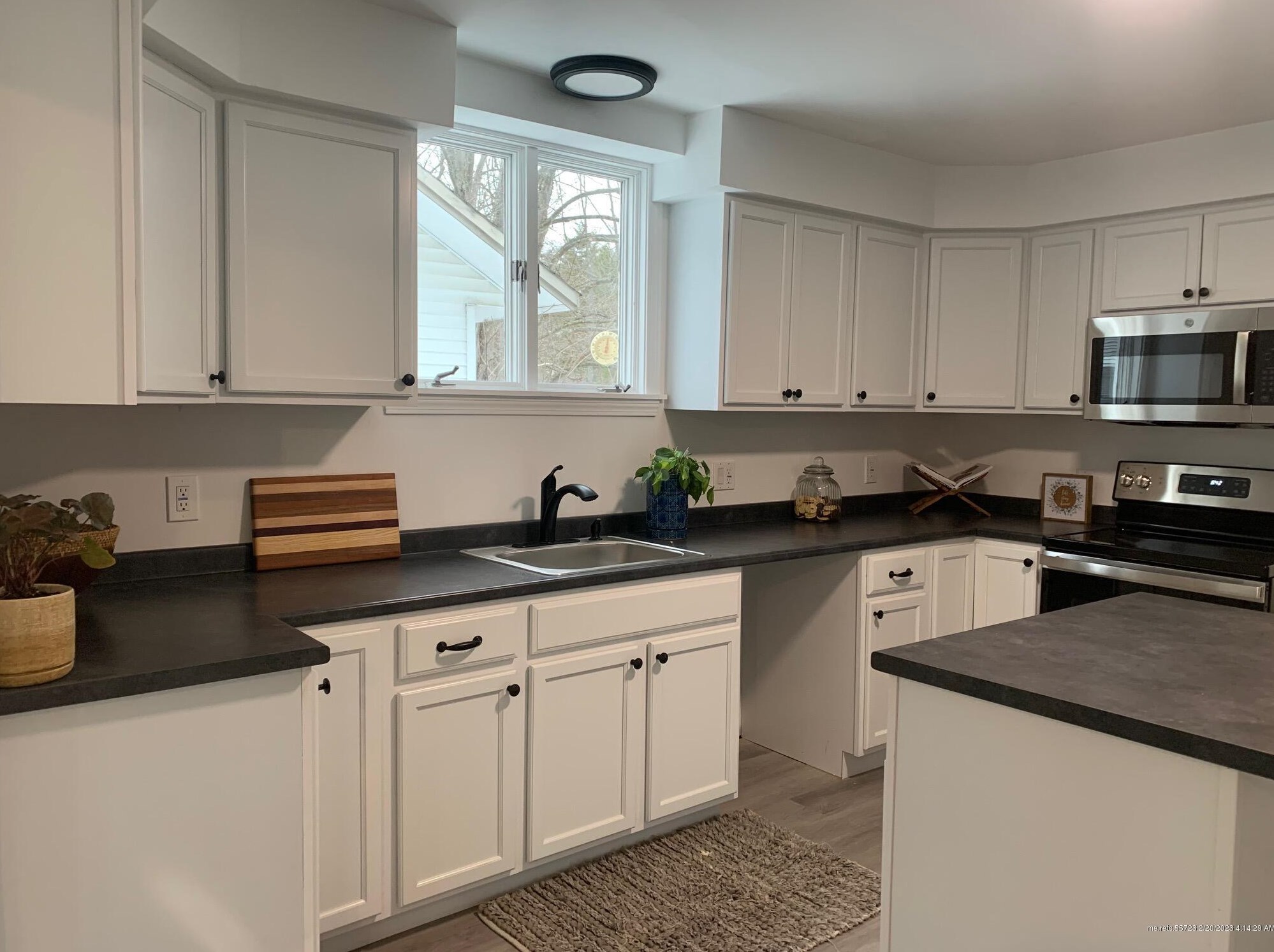 4 Royal St, Lisbon, ME 04252